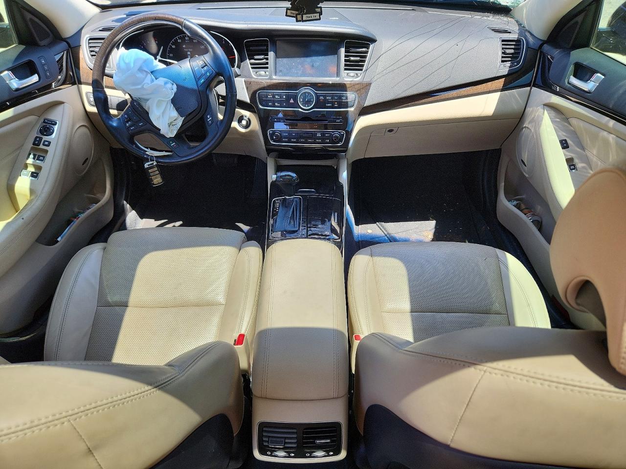 2014 Kia Cadenza Premium Black vin: KNALN4D78E5135103