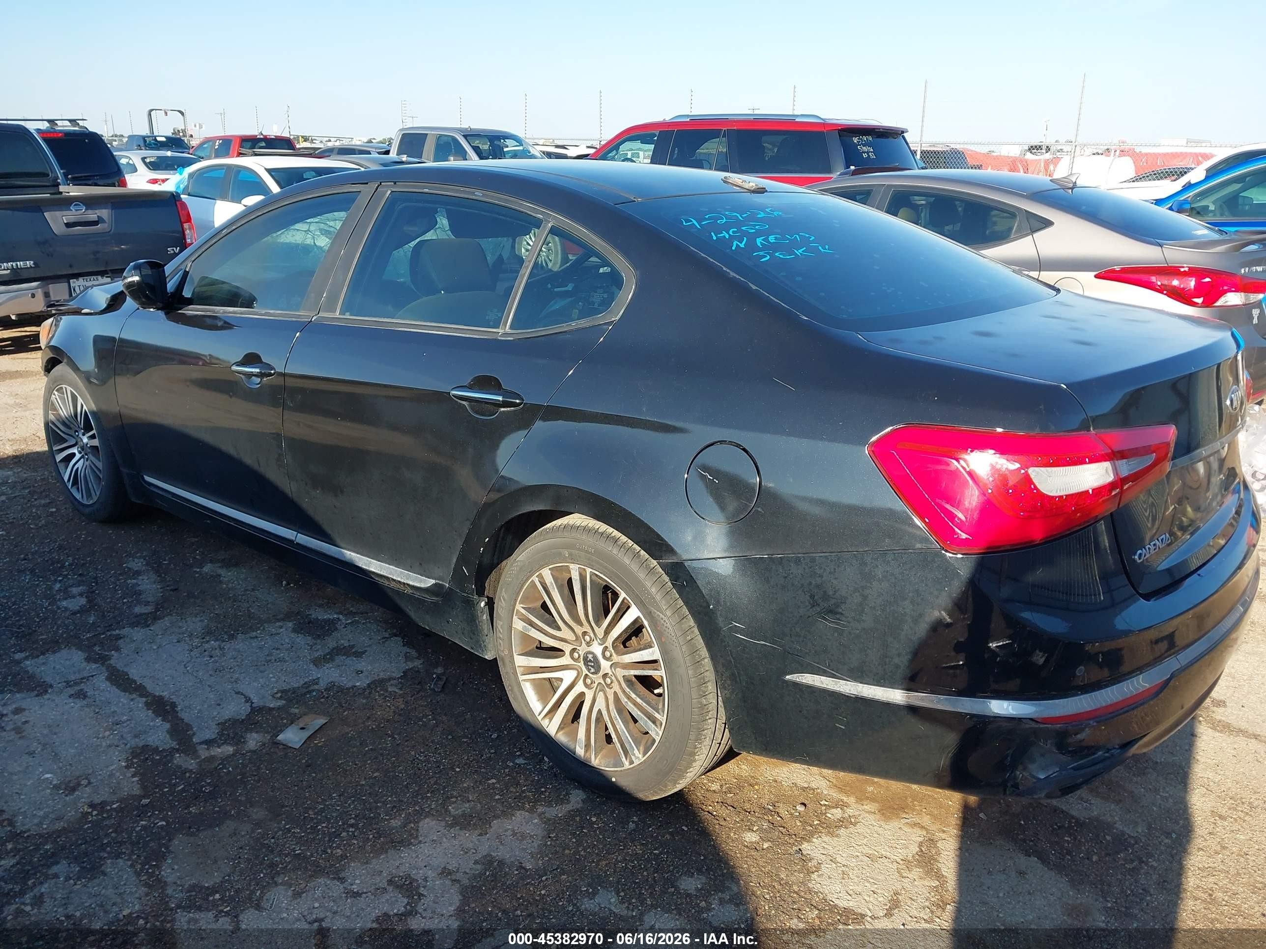 2014 Kia Cadenza Premium Black vin: KNALN4D79E5120643