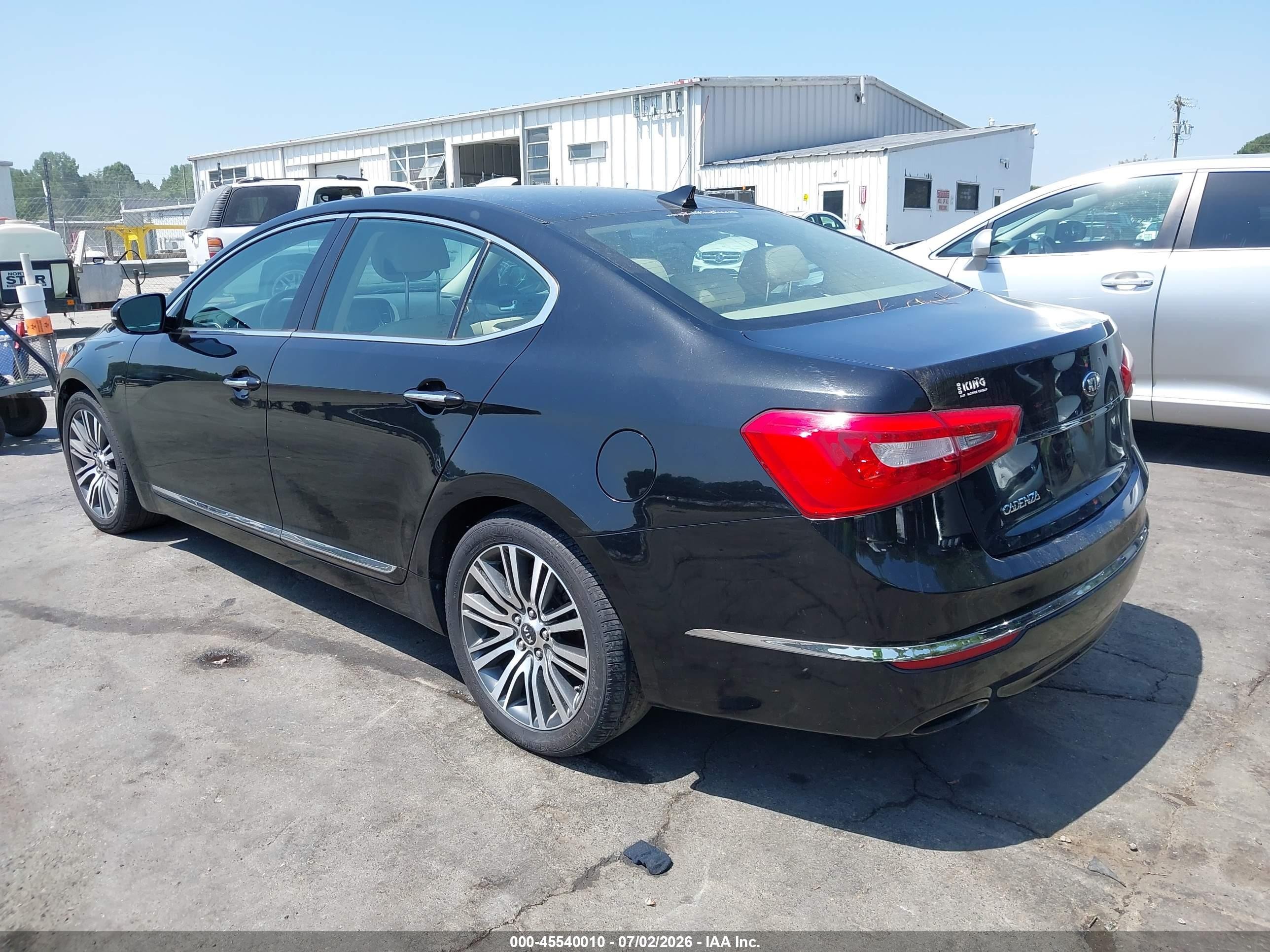 2014 Kia Cadenza Premium Черный vin: KNALN4D79E5129617
