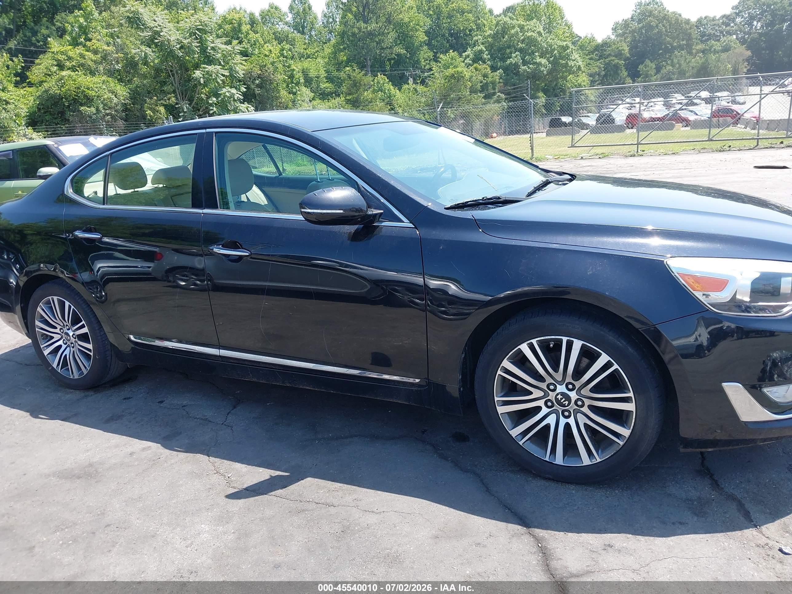 2014 Kia Cadenza Premium Черный vin: KNALN4D79E5129617