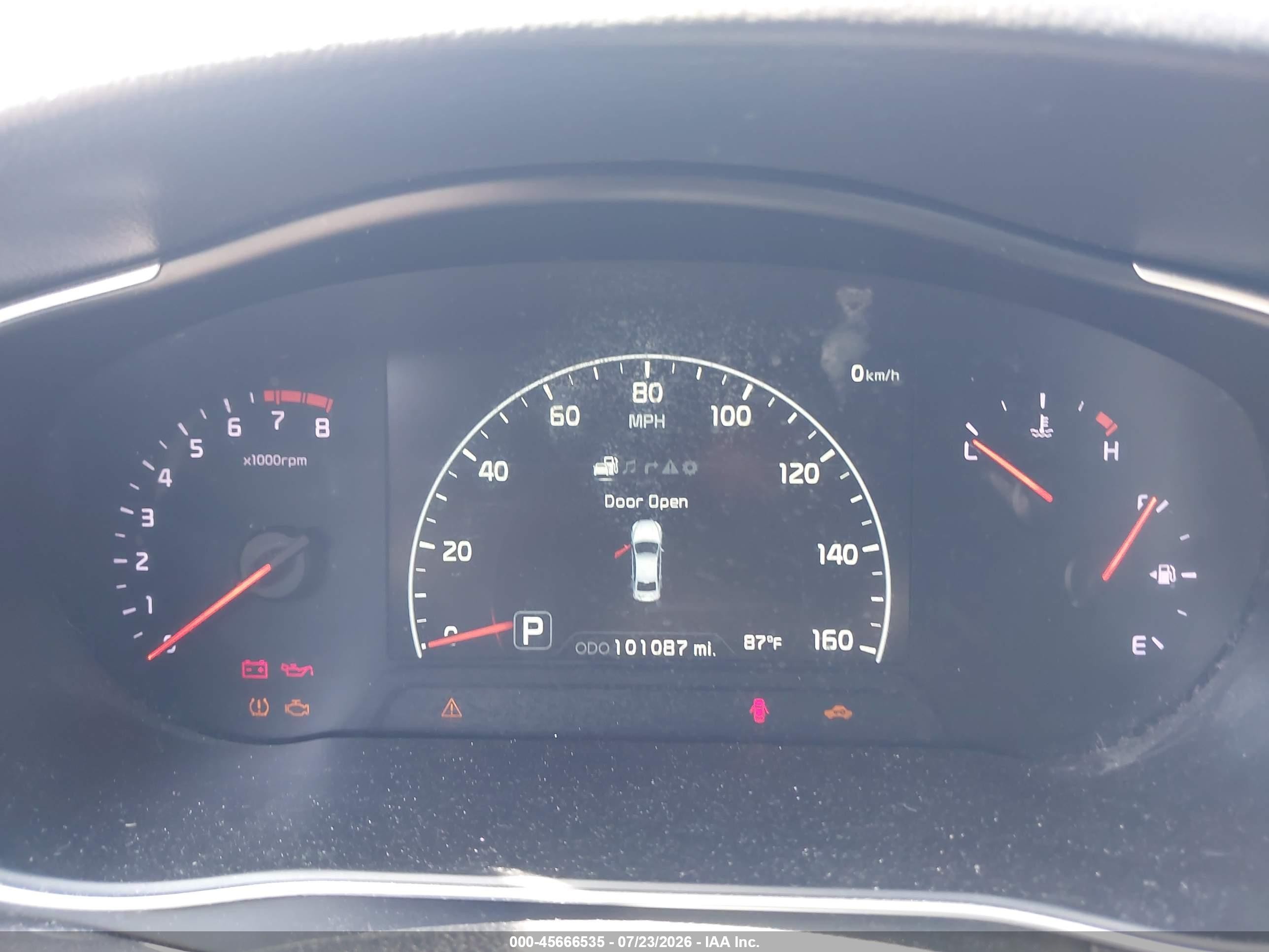 2014 Kia Cadenza Premium Black vin: KNALN4D79E5157398