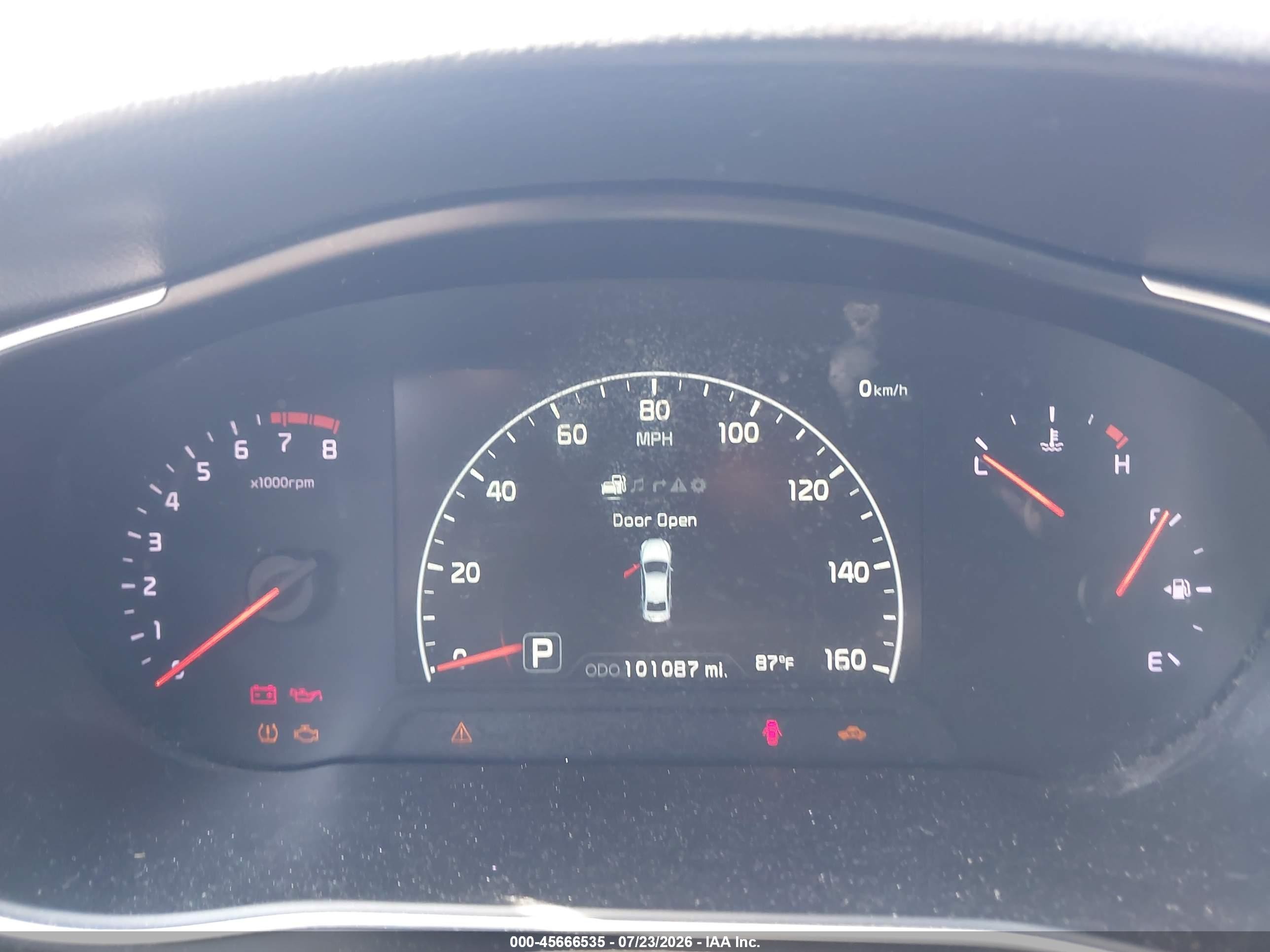 2014 Kia Cadenza Premium Black vin: KNALN4D79E5157398
