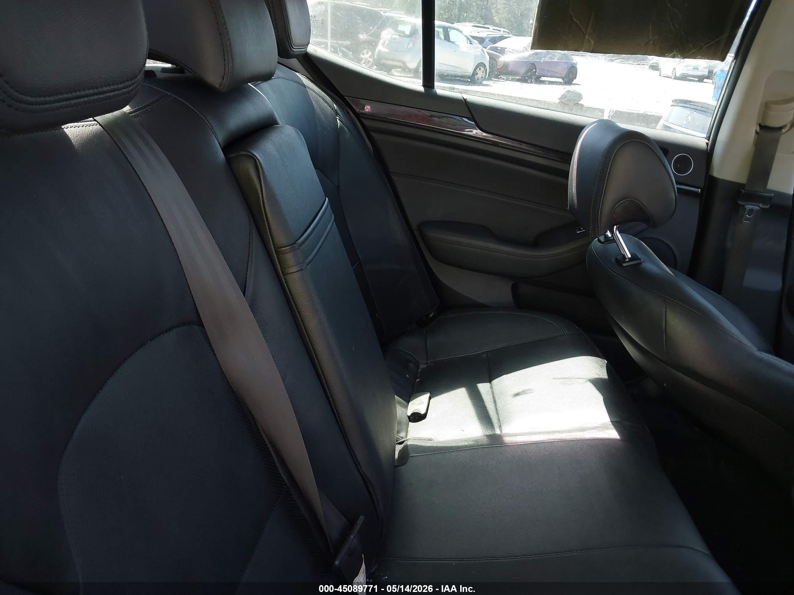 2014 Kia Cadenza Premium Черный vin: KNALN4D79E5167252