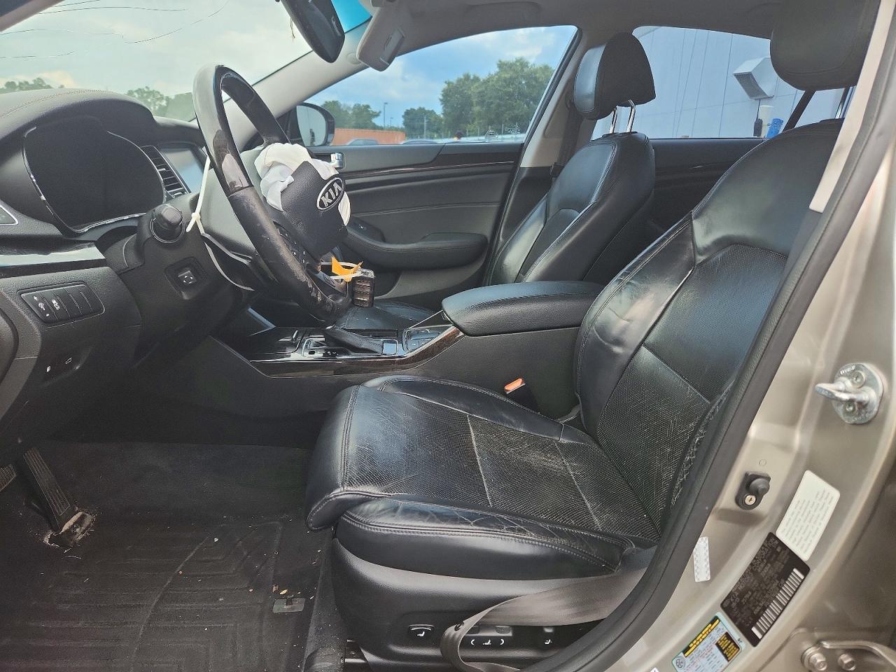2014 Kia Cadenza Premium Silver vin: KNALN4D7XE5139864