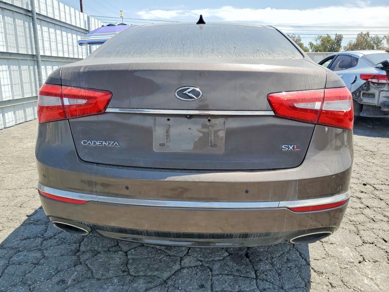 2014 Kia Cadenza Limited Gray vin: KNALN4D7XE5147981