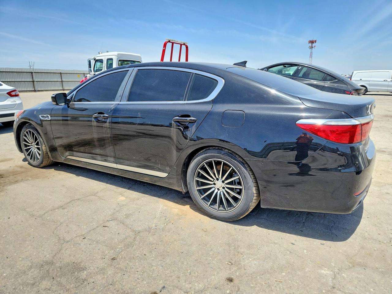 2016 Kia K900 Luxury V6 Black vin: KNALU4D32G6031476