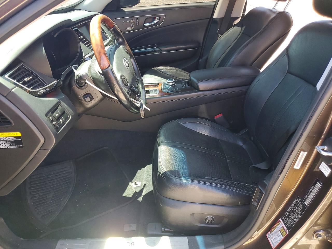 2015 Kia K900 Premium Коричневый vin: KNALU4D40F6023805