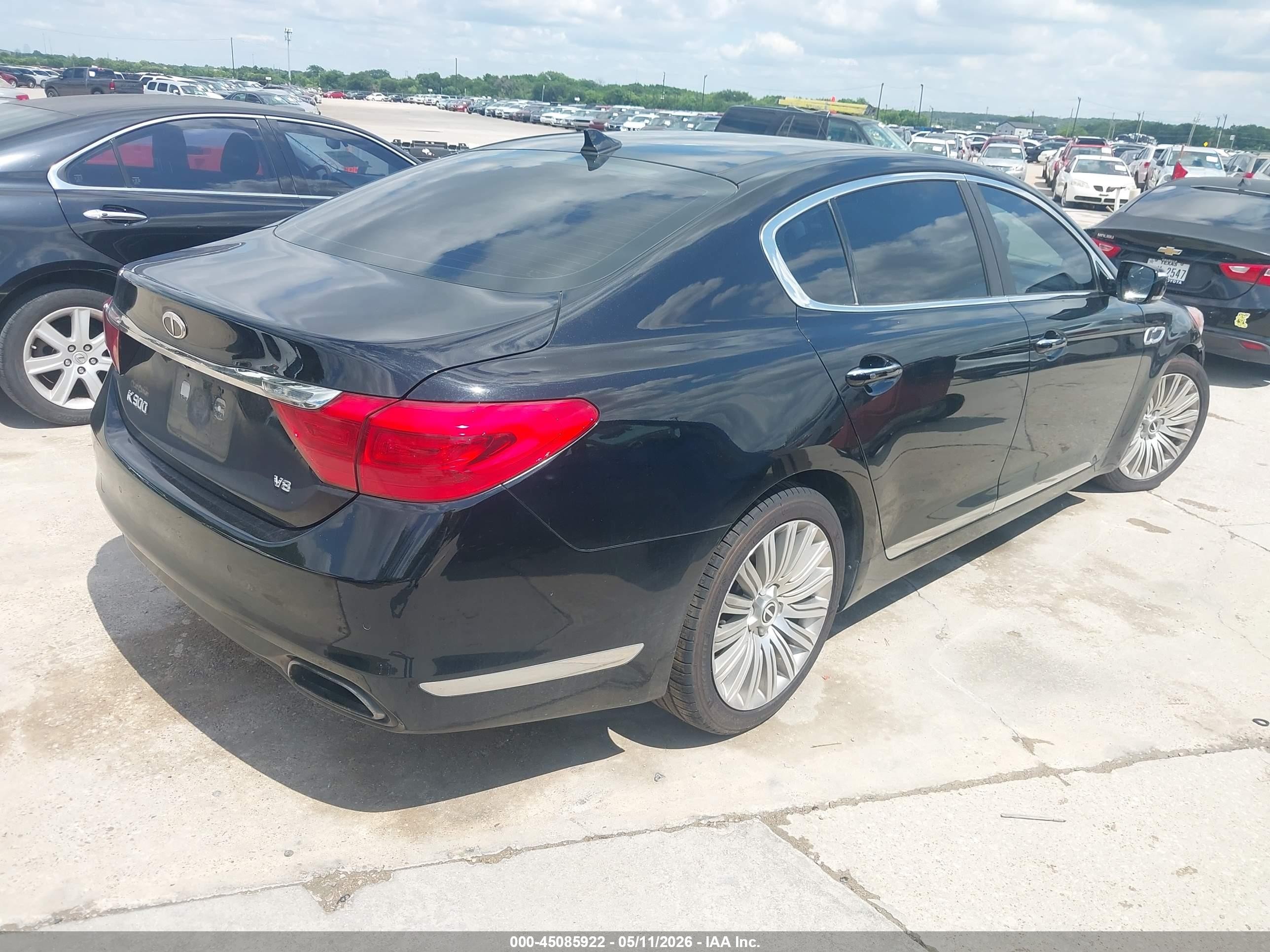 2015 Kia K900 Premium Black vin: KNALU4D46F6024506