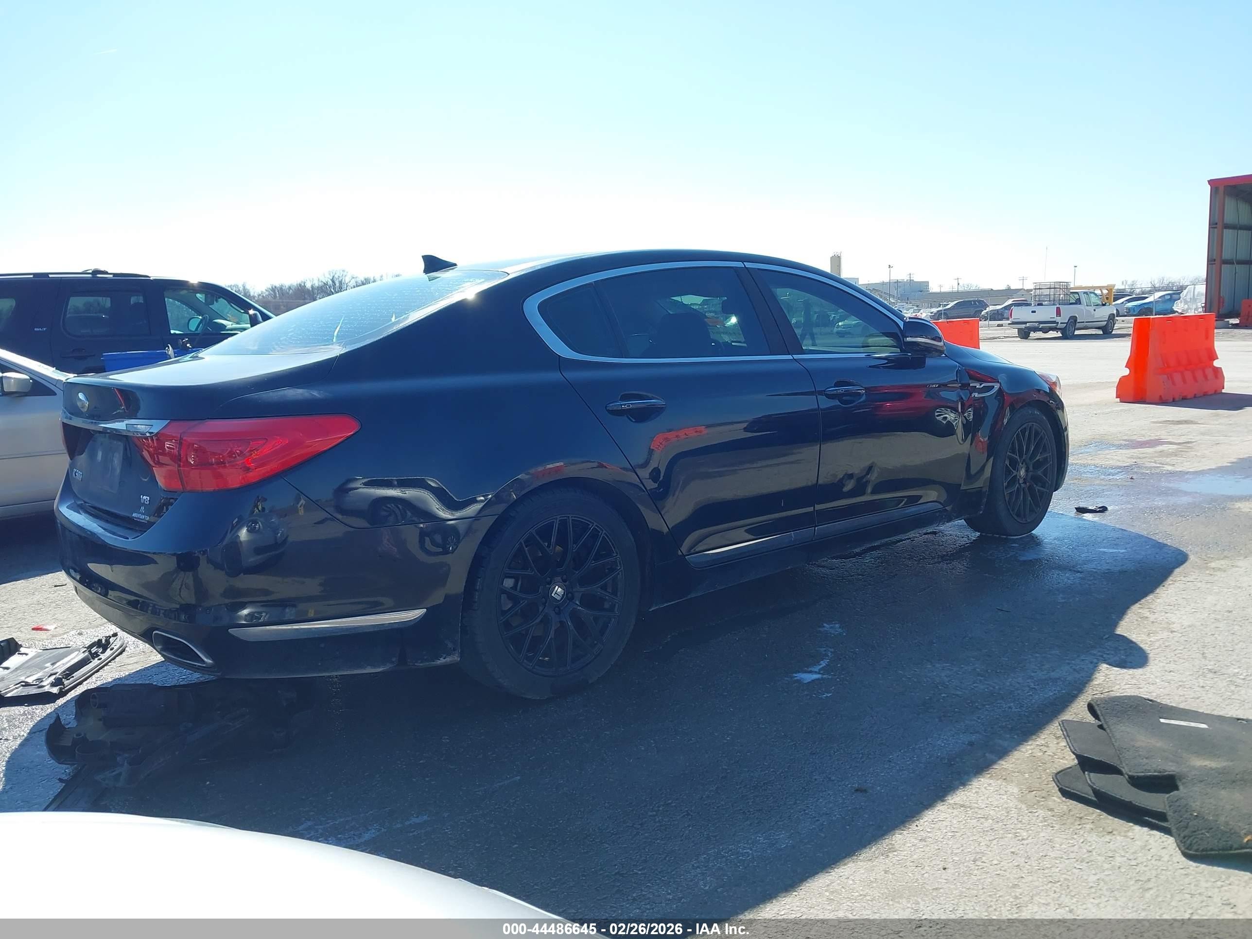 2015 Kia K900 Premium Черный vin: KNALU4D4XF6024511
