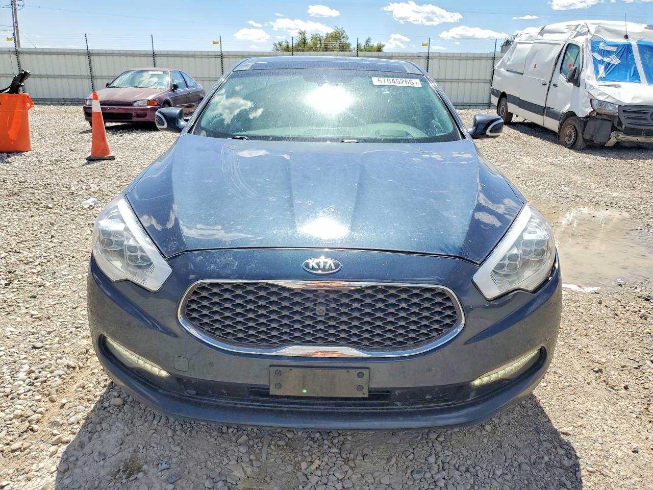 2015 Kia K900 Luxury Blue vin: KNALW4D40F6017593