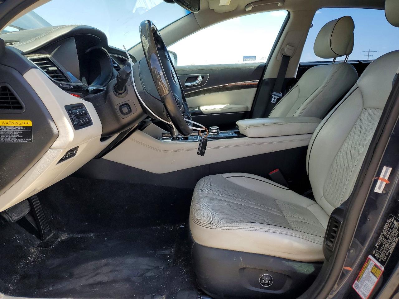 2015 Kia K900 Luxury Blue vin: KNALW4D40F6017593