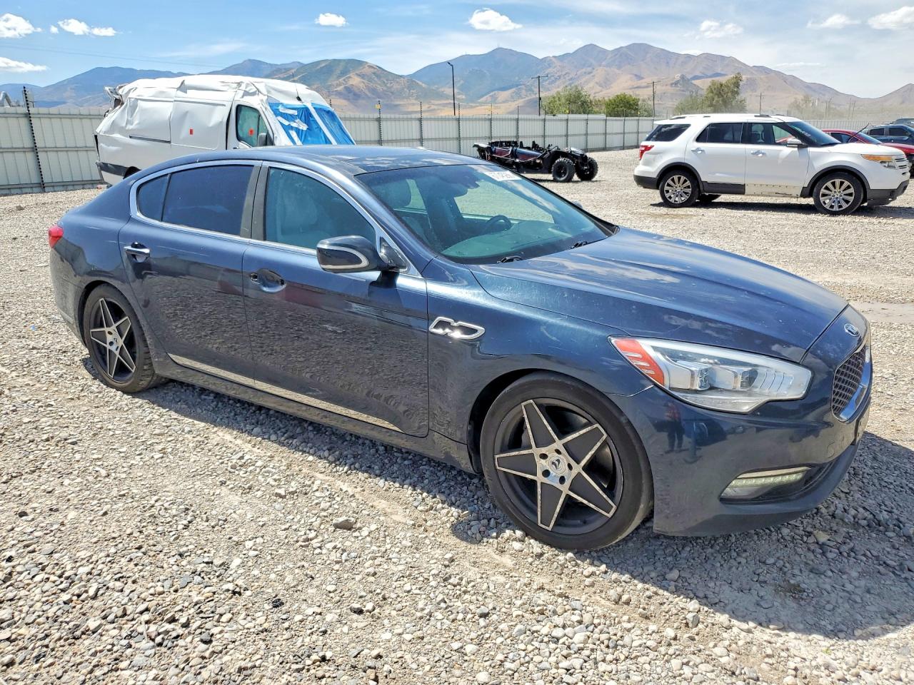 2015 Kia K900 Luxury Blue vin: KNALW4D40F6017593