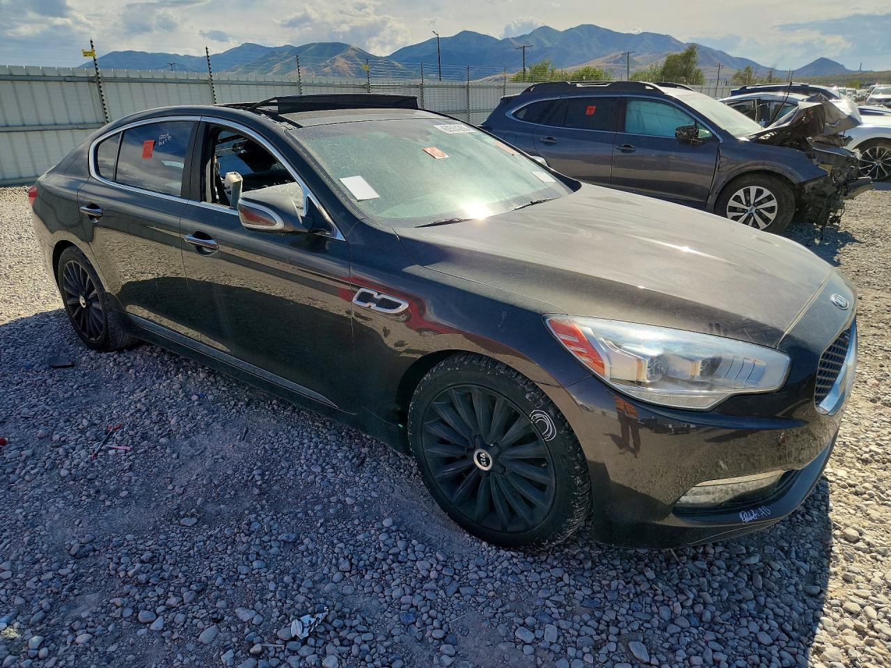 2015 Kia K900 Luxury Black vin: KNALW4D40F6022843