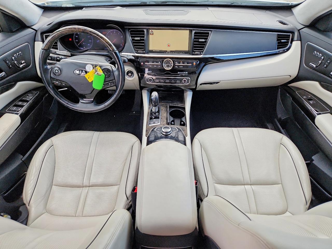 2015 Kia K900 Luxury White vin: KNALW4D41F6017487