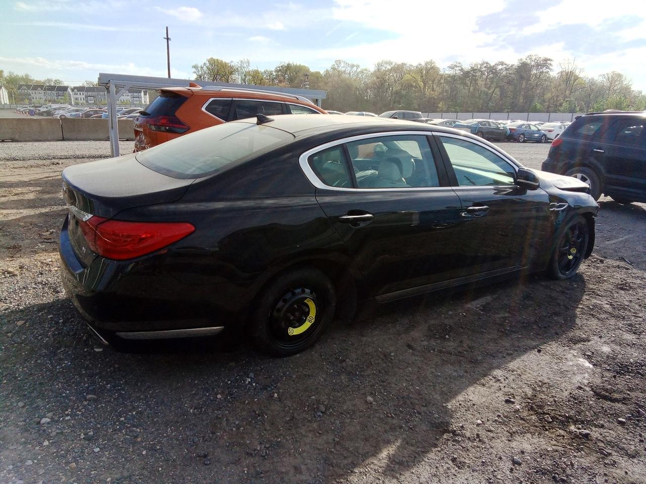 2015 Kia K900 Black vin: KNALW4D41F6017585