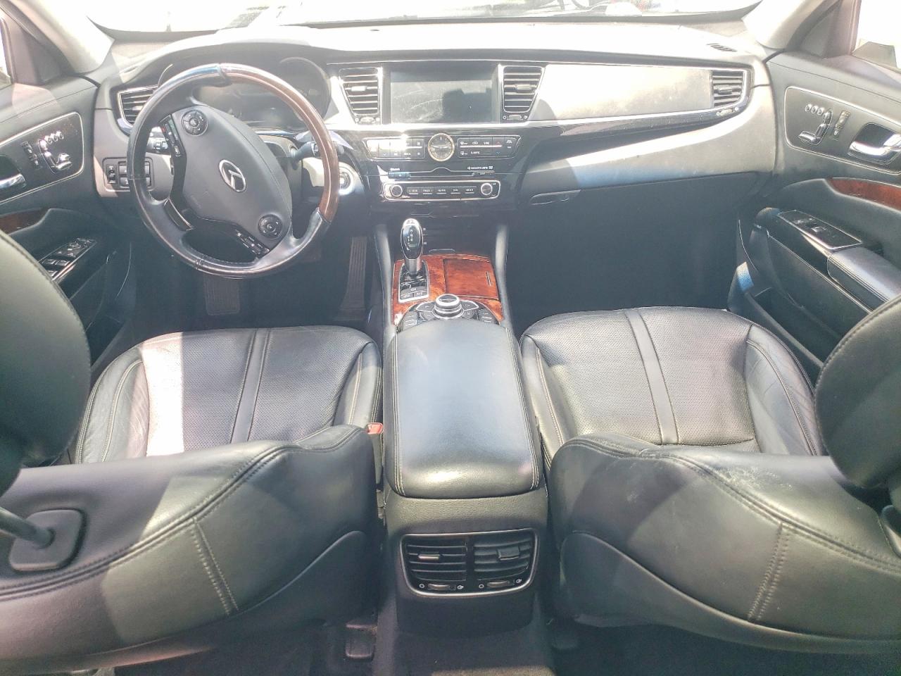 2015 Kia K900 Luxury Белый vin: KNALW4D41F6017960