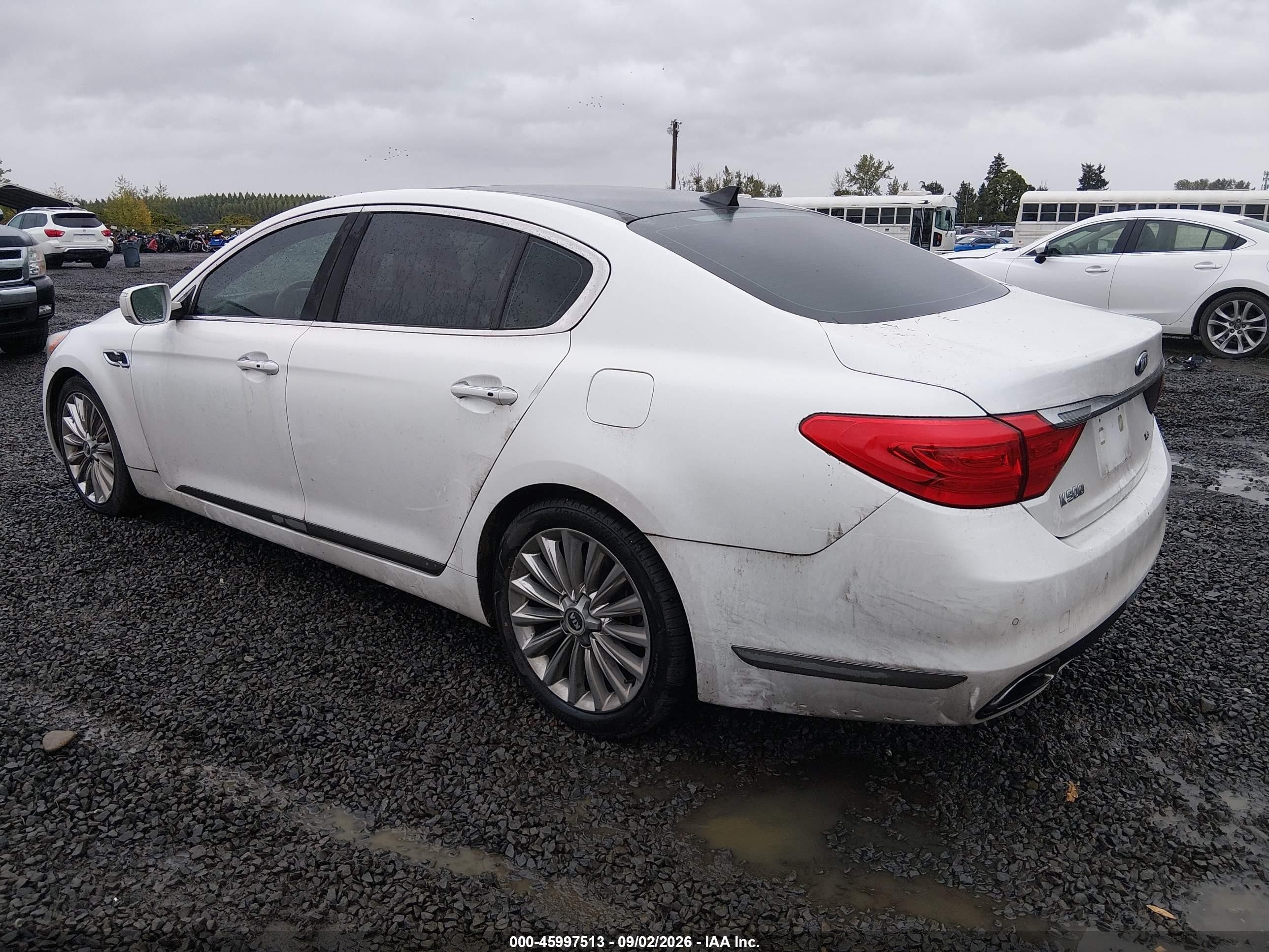 2015 Kia K900 Luxury White vin: KNALW4D42F6017644