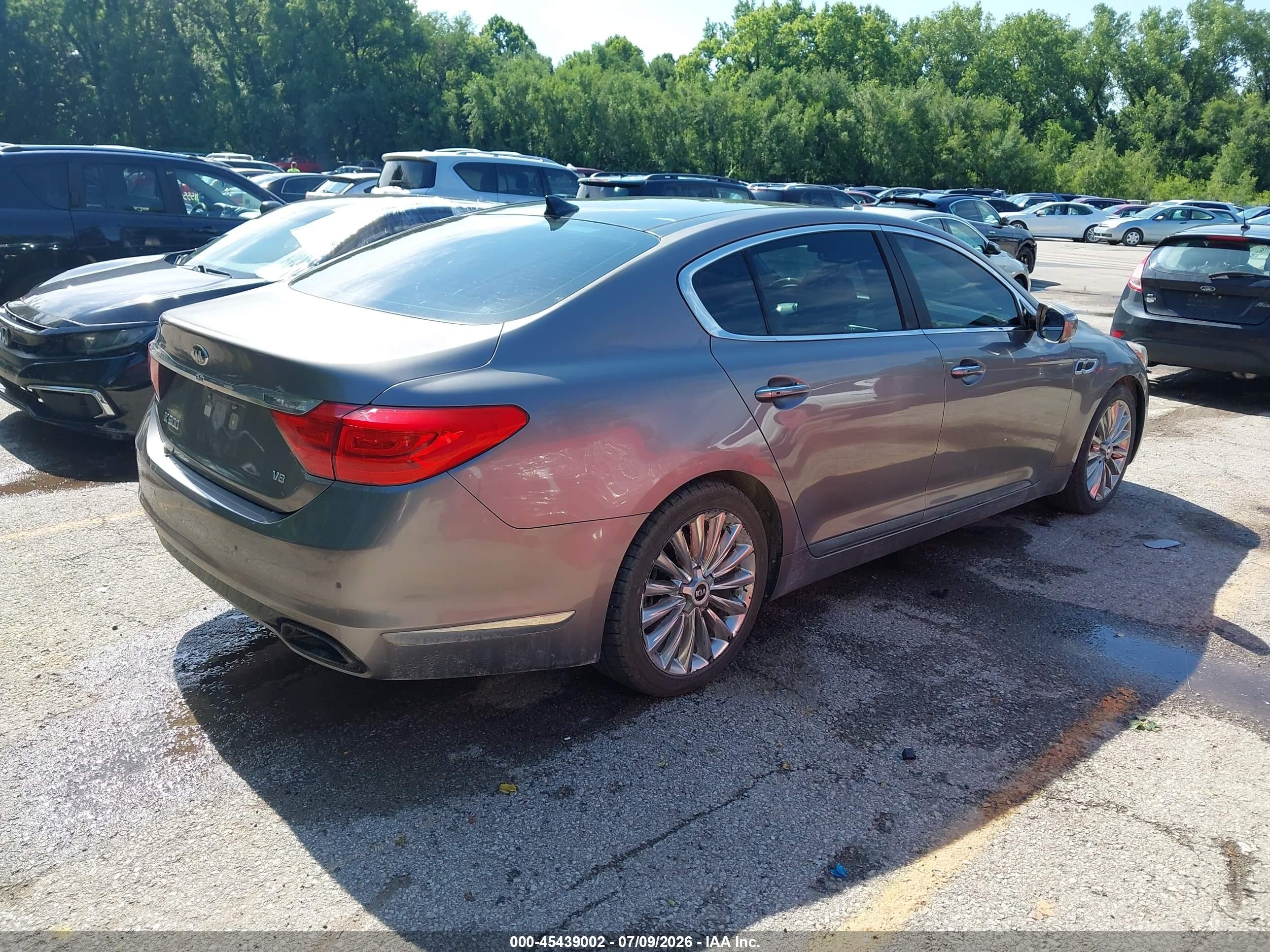 2015 Kia K900 Luxury Gray vin: KNALW4D42F6021046