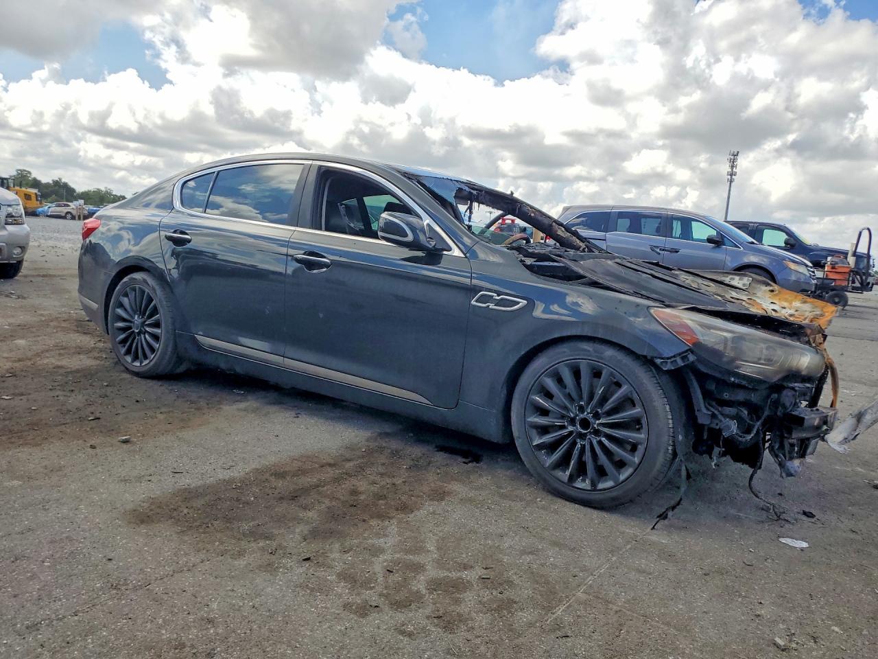 2015 Kia K900 Luxury Black vin: KNALW4D43F6019662