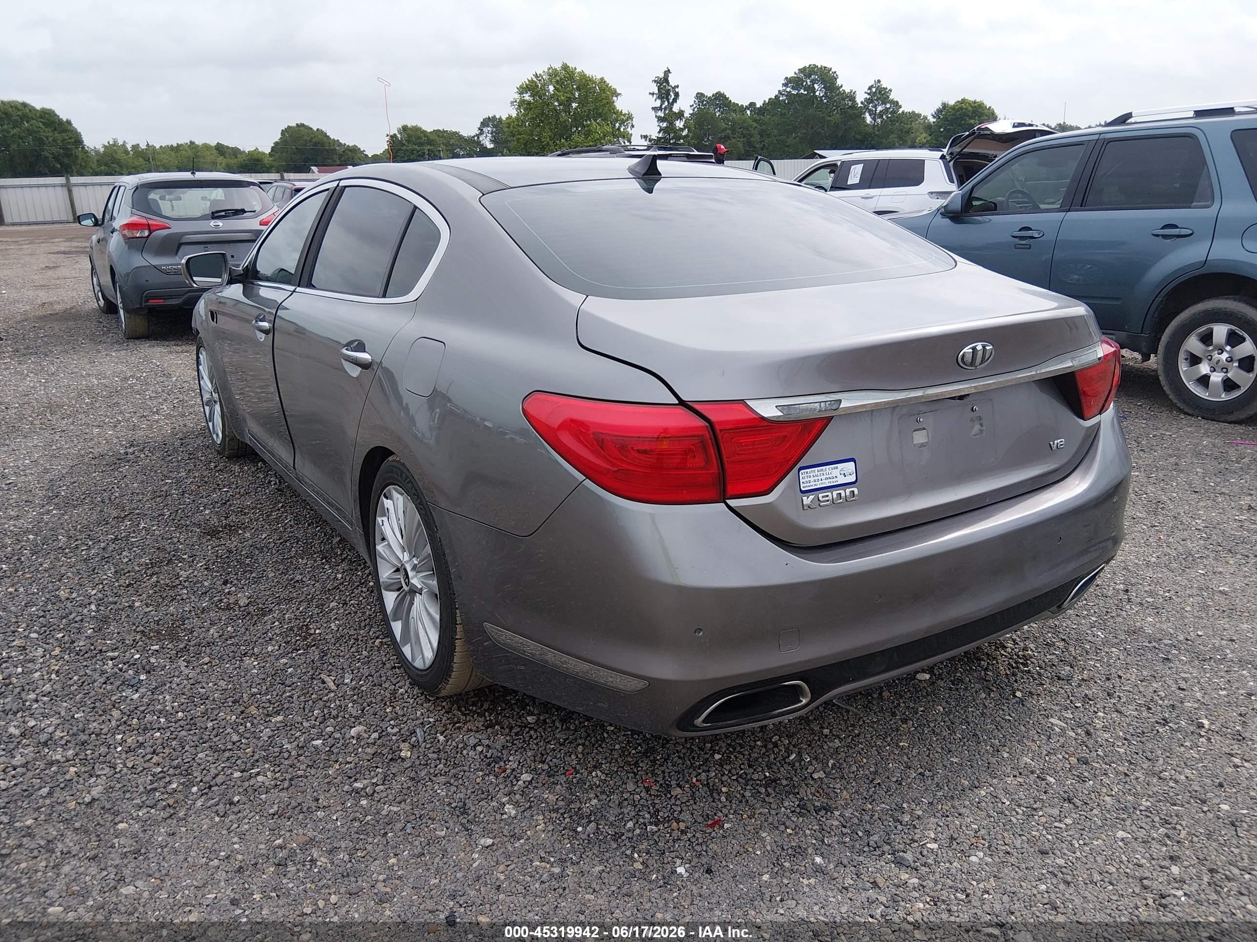 2015 Kia K900 Luxury Gray vin: KNALW4D43F6020598