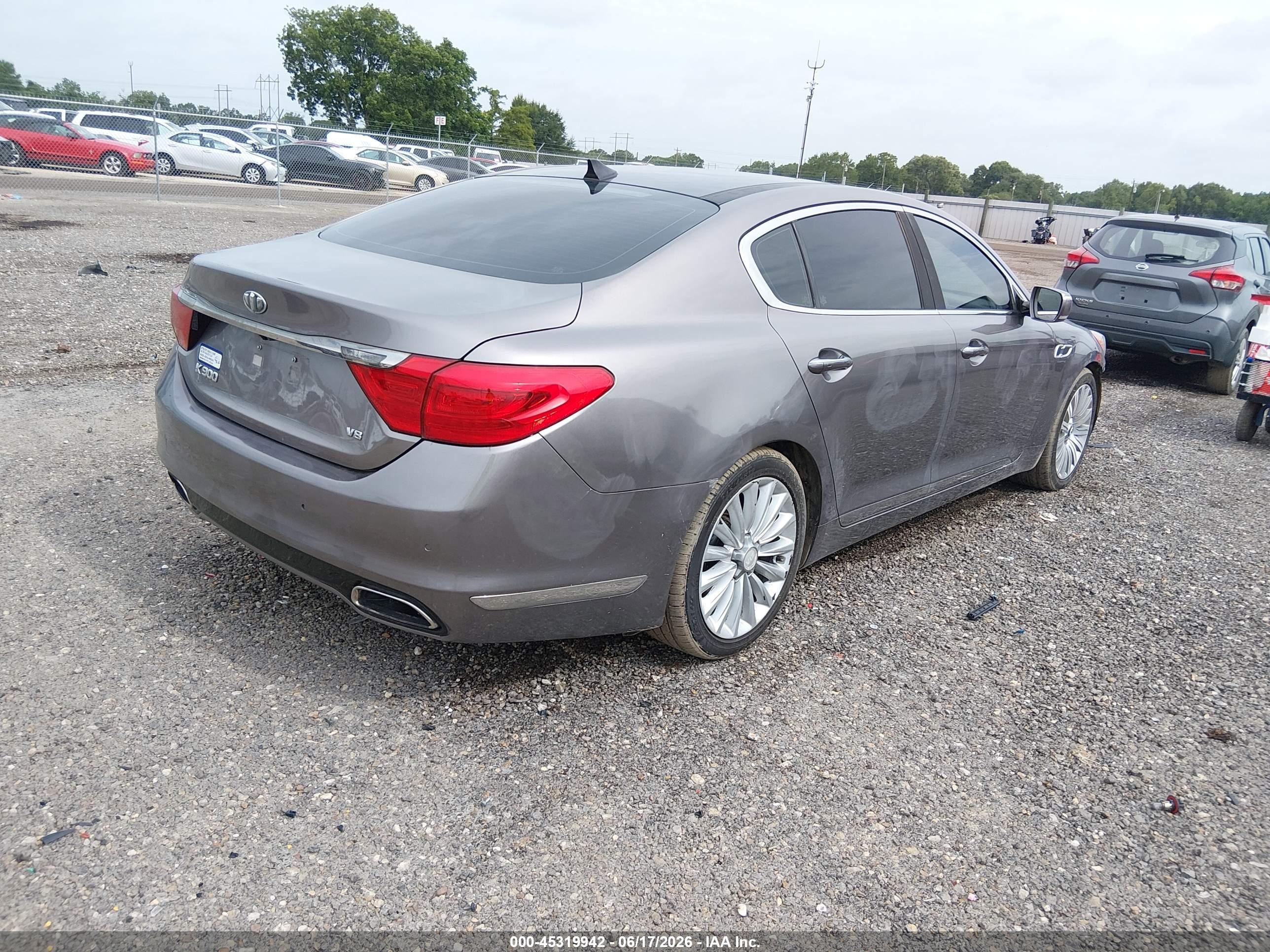 2015 Kia K900 Luxury Gray vin: KNALW4D43F6020598