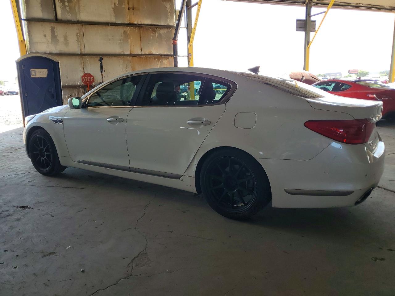 2015 Kia K900 Luxury White vin: KNALW4D43F6022626