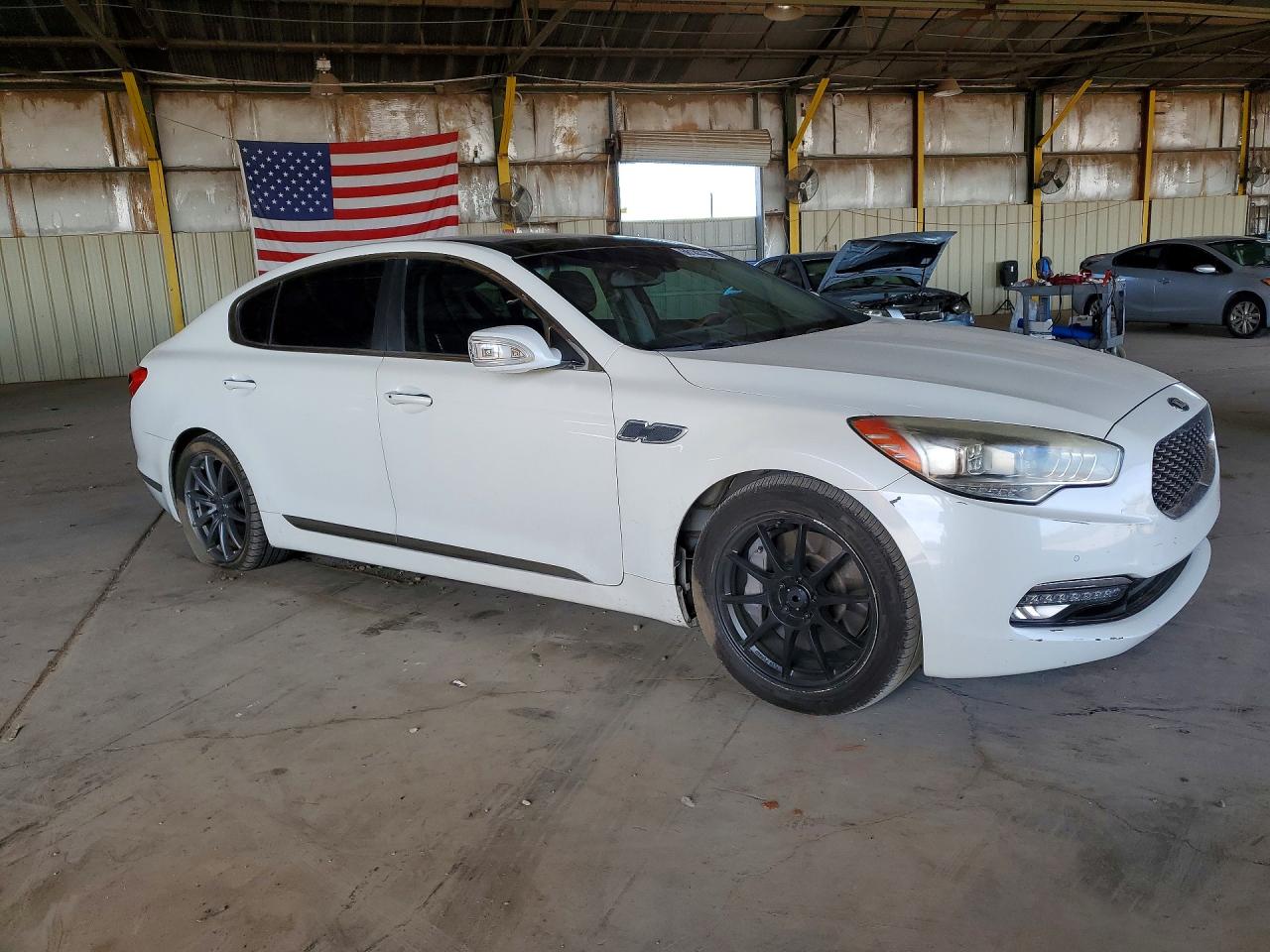 2015 Kia K900 Luxury White vin: KNALW4D43F6022626