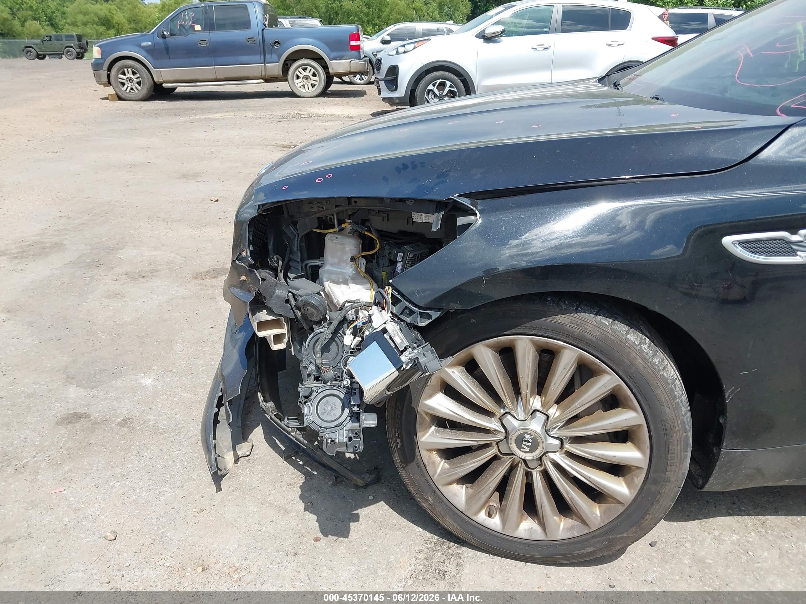 2015 Kia K900 Luxury Черный vin: KNALW4D43F6023064
