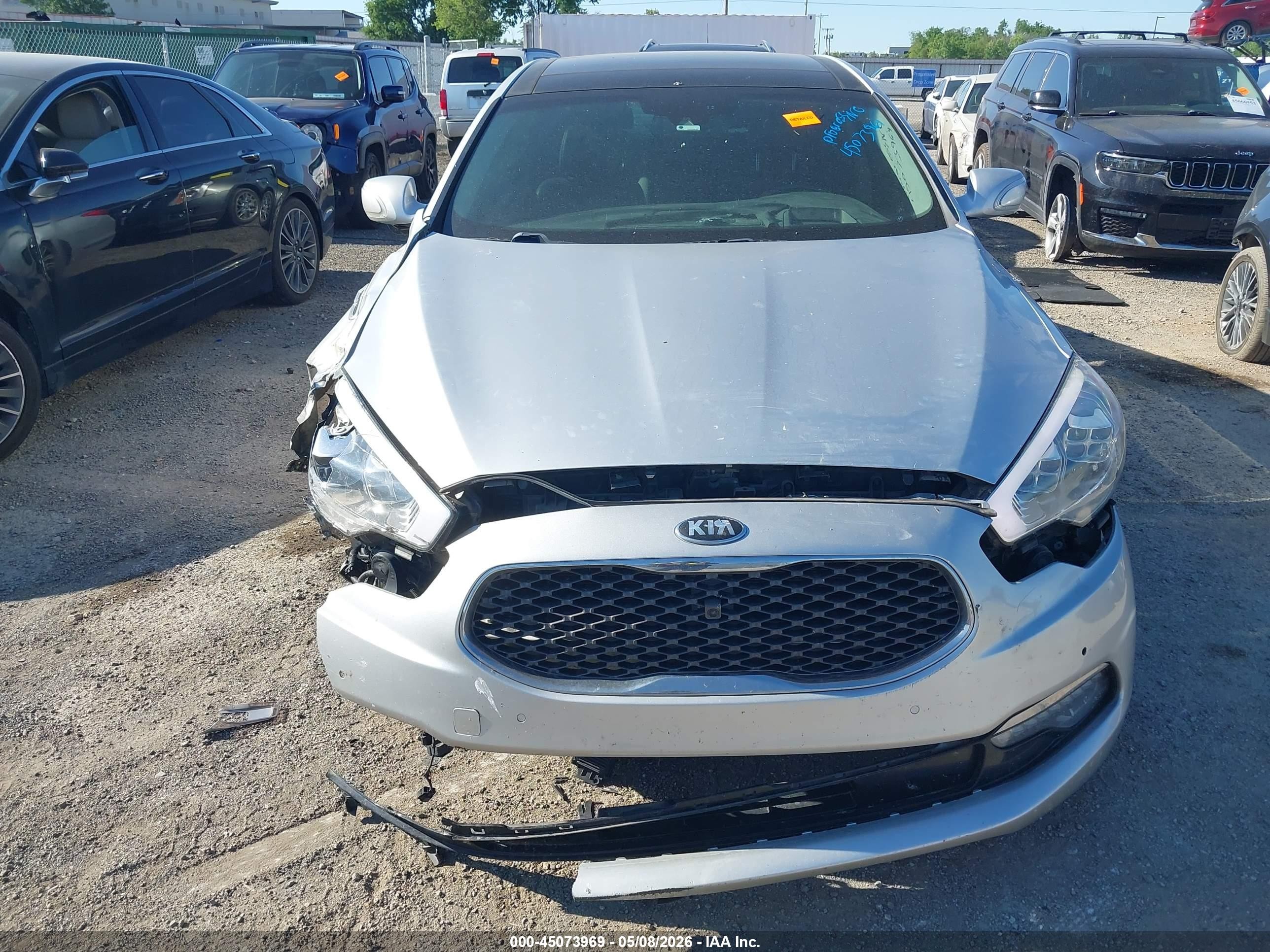 2015 Kia K900 Luxury Silver vin: KNALW4D45F6018643
