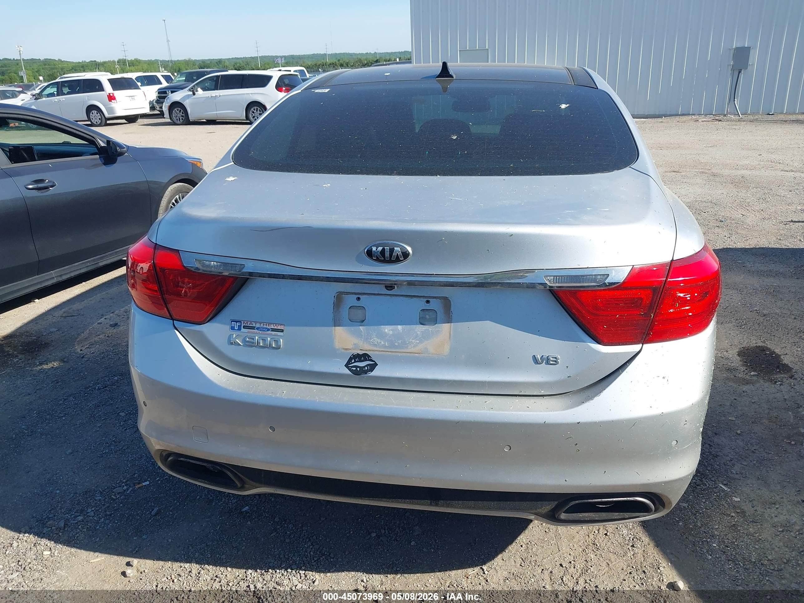 2015 Kia K900 Luxury Silver vin: KNALW4D45F6018643