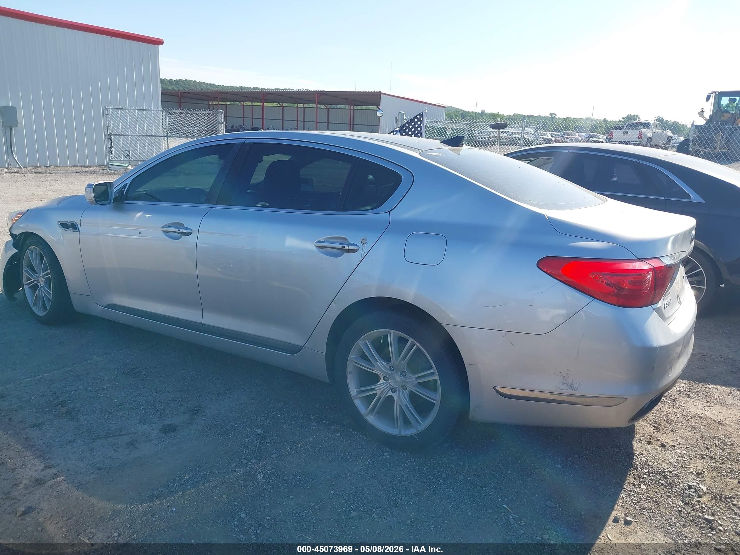 2015 Kia K900 Luxury Silver vin: KNALW4D45F6018643