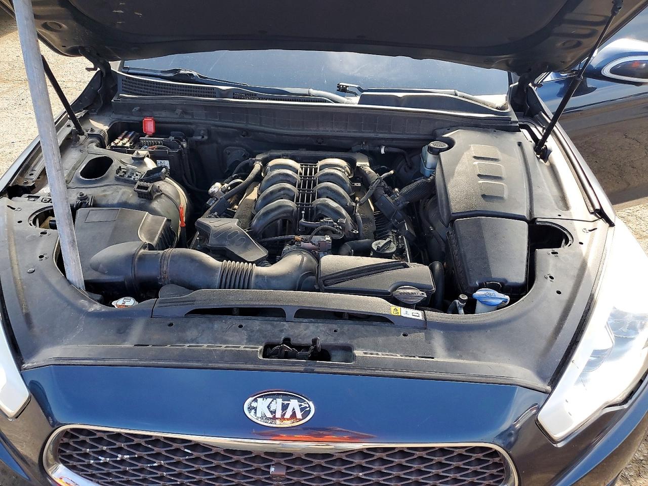 2015 Kia K900 Luxury Черный vin: KNALW4D46F6018957