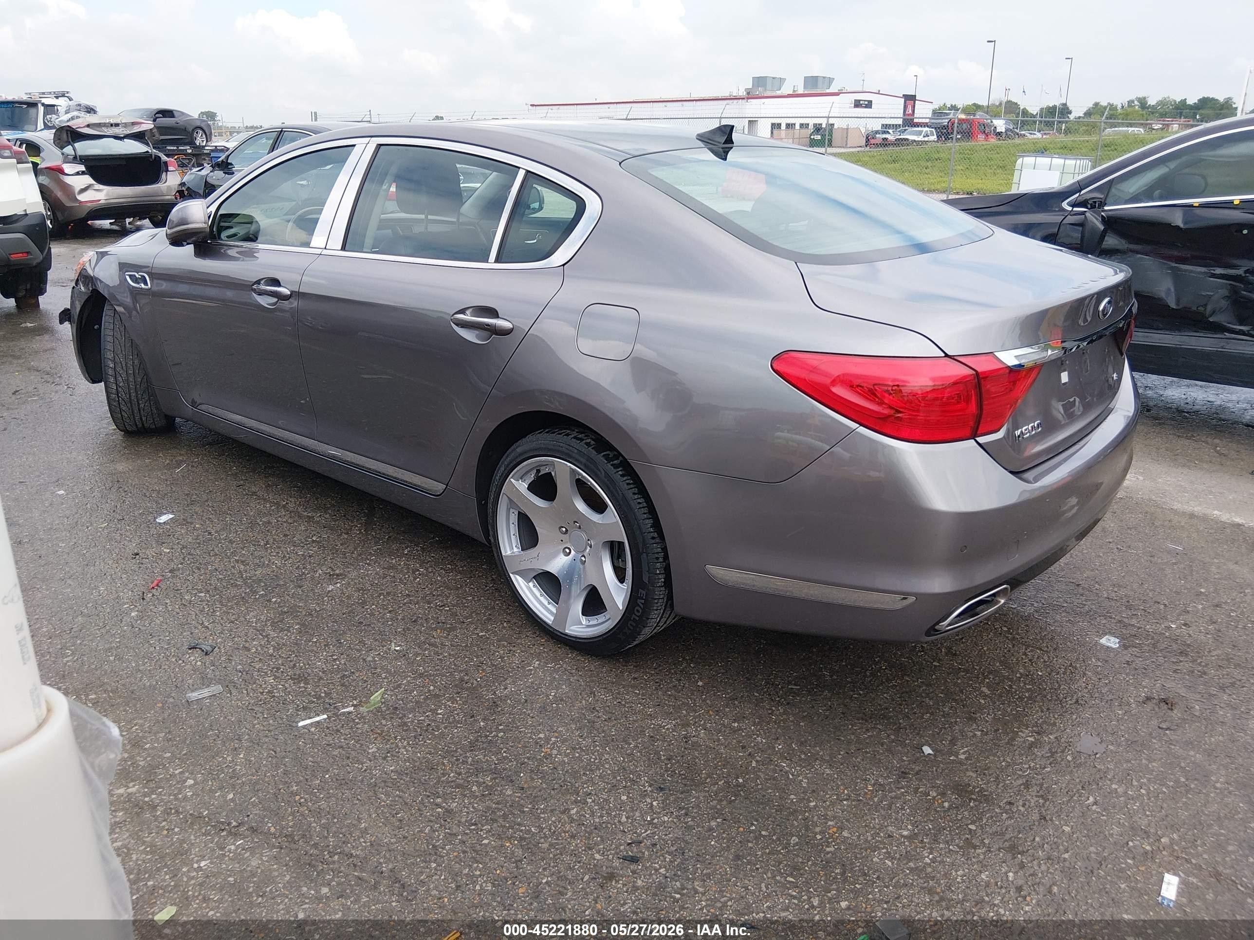 2015 Kia K900 Luxury Gray vin: KNALW4D46F6019879