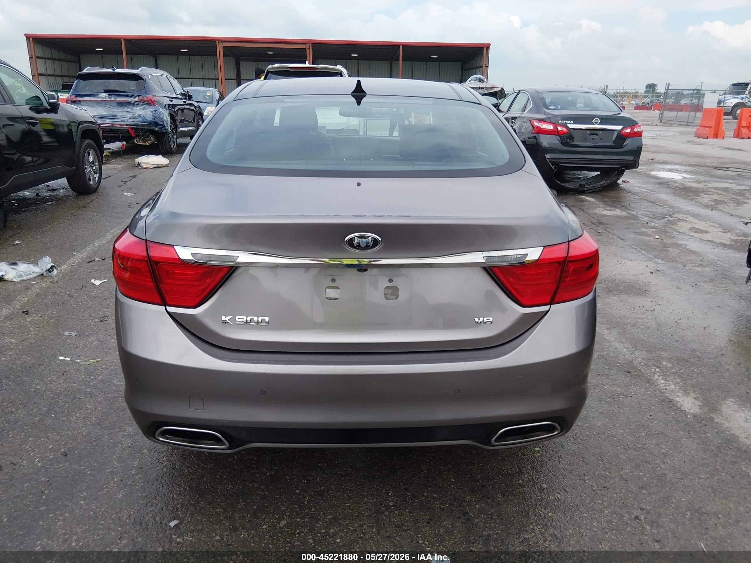 2015 Kia K900 Luxury Gray vin: KNALW4D46F6019879