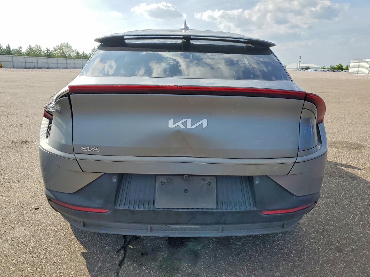 2023 Kia Ev6 Wind Gray vin: KNDC34LA2P5105975