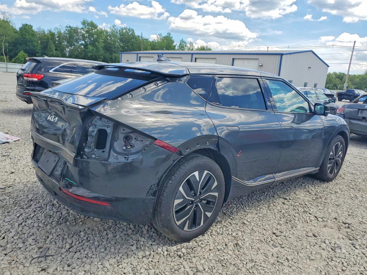 2024 Kia Ev6 Wind Gray vin: KNDC34LA3R5620437