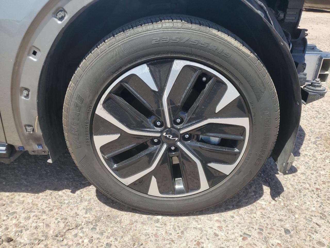 2024 Kia Ev6 Wind Серый vin: KNDC34LA4R5162617 Damage: Right Front Wheel, Chipped, 2