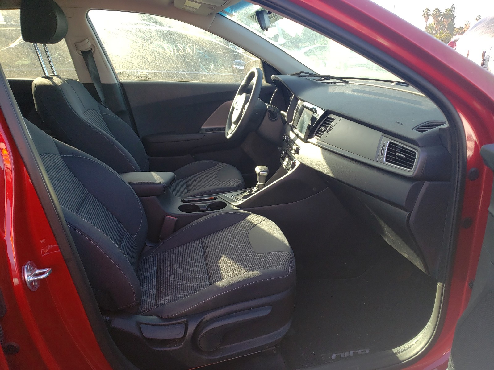2019 Kia Niro Fe Red vin: KNDCB3LC0K5296528
