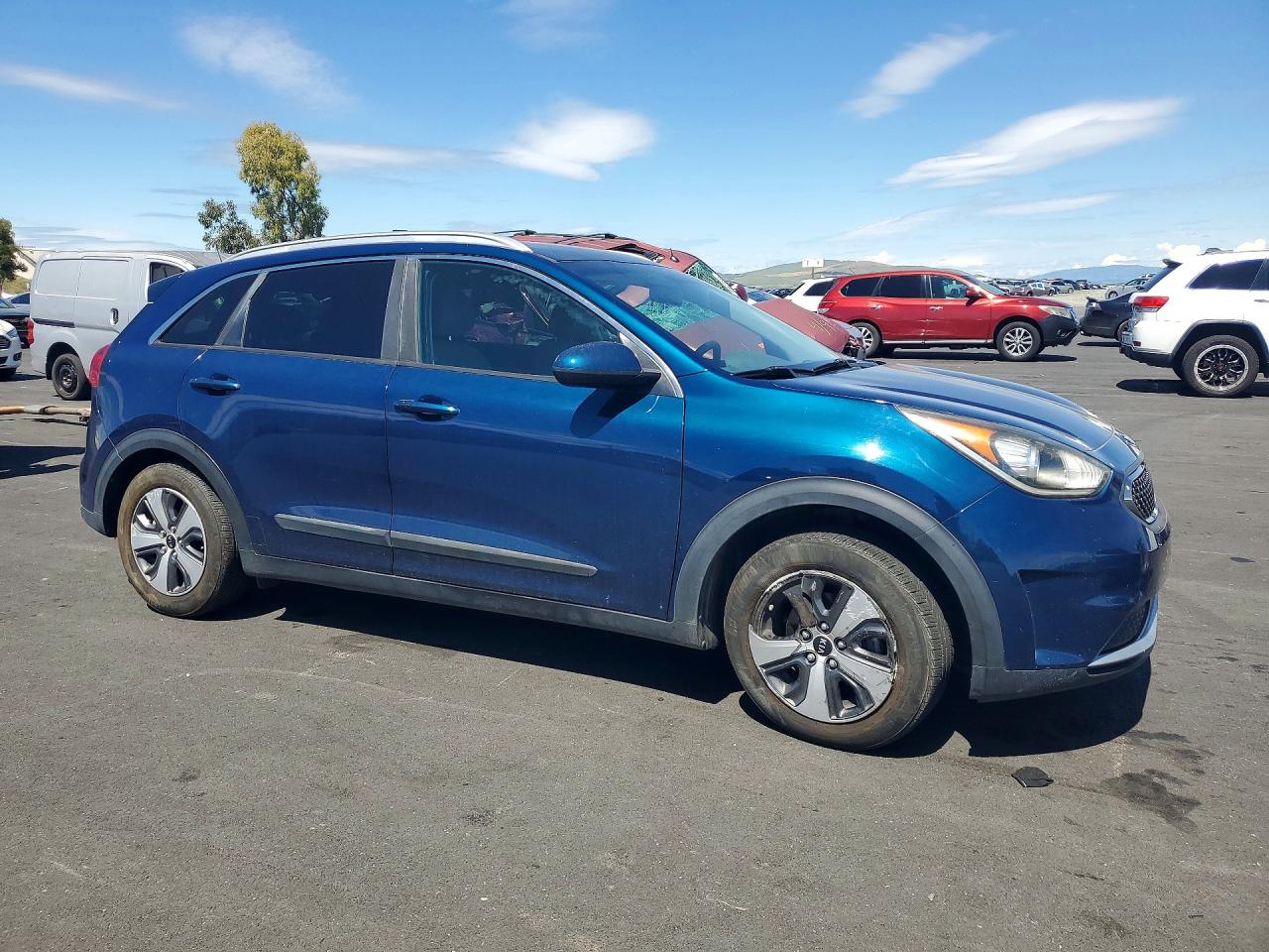 2018 Kia Niro Lx Teal vin: KNDCB3LC1J5210657