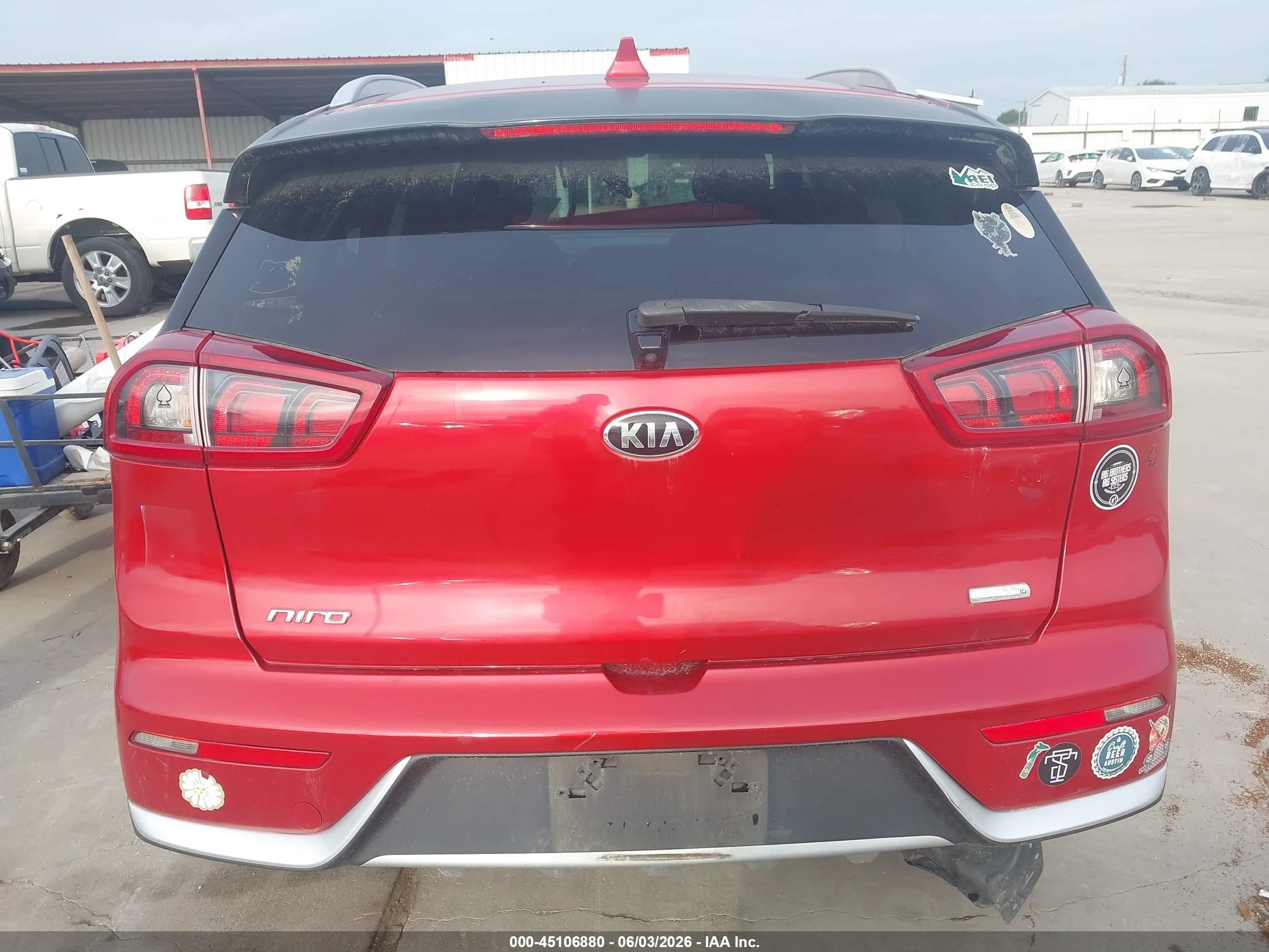 2019 Kia Niro Lx Burgundy vin: KNDCB3LC1K5342934