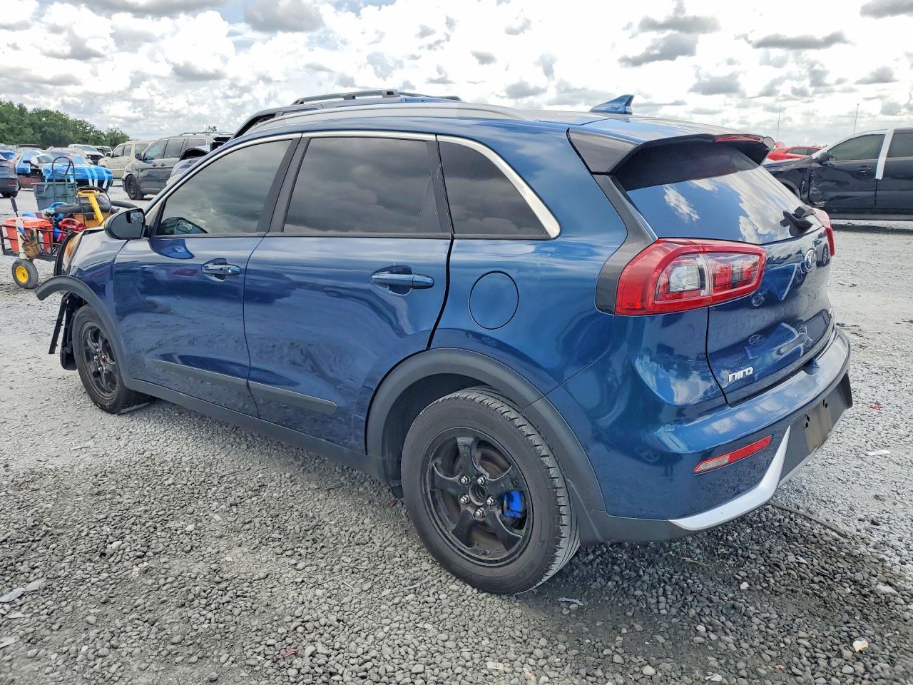 2017 Kia Niro Lx Blue vin: KNDCB3LC2H5093438