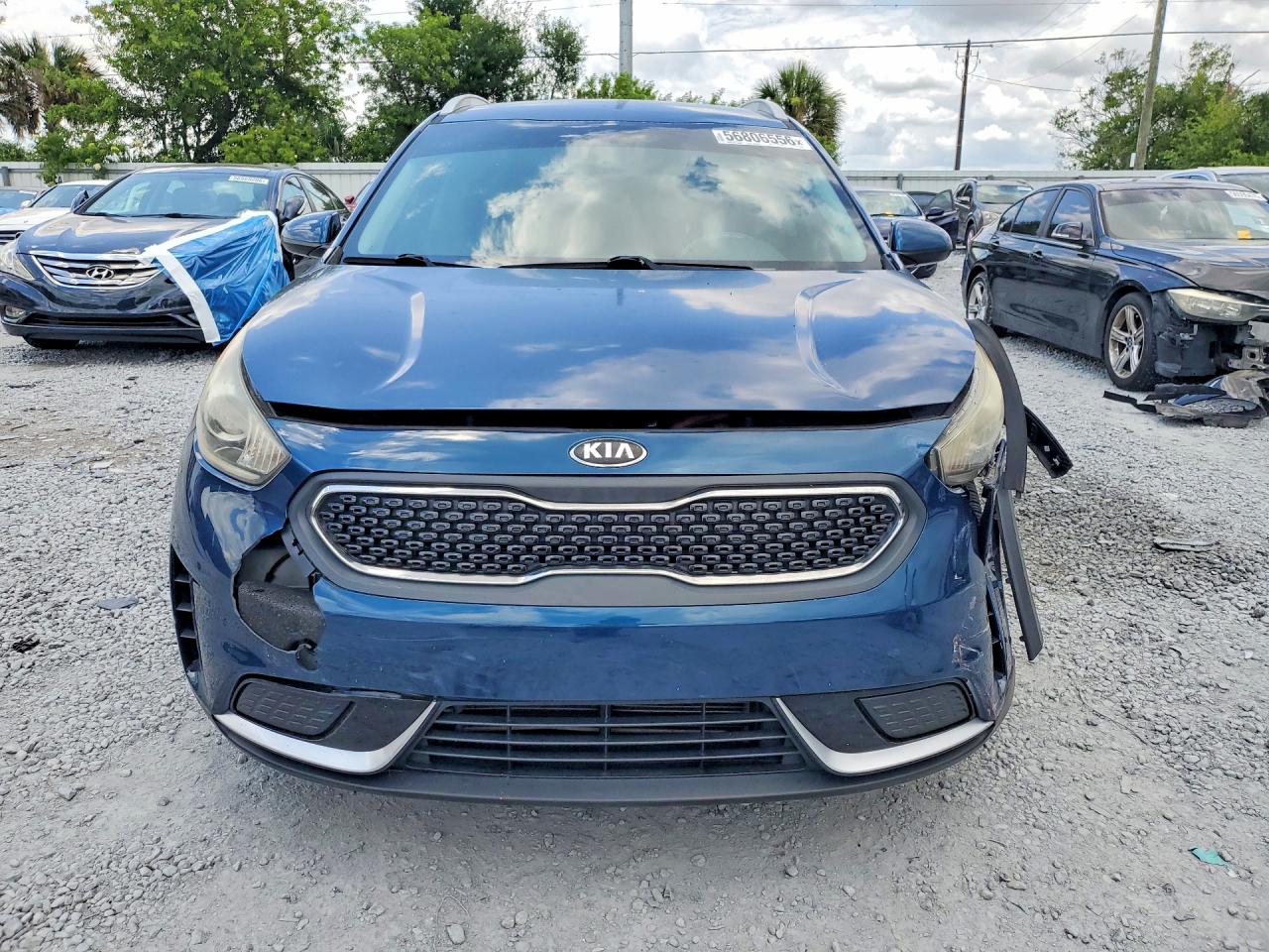 2017 Kia Niro Lx Blue vin: KNDCB3LC2H5093438