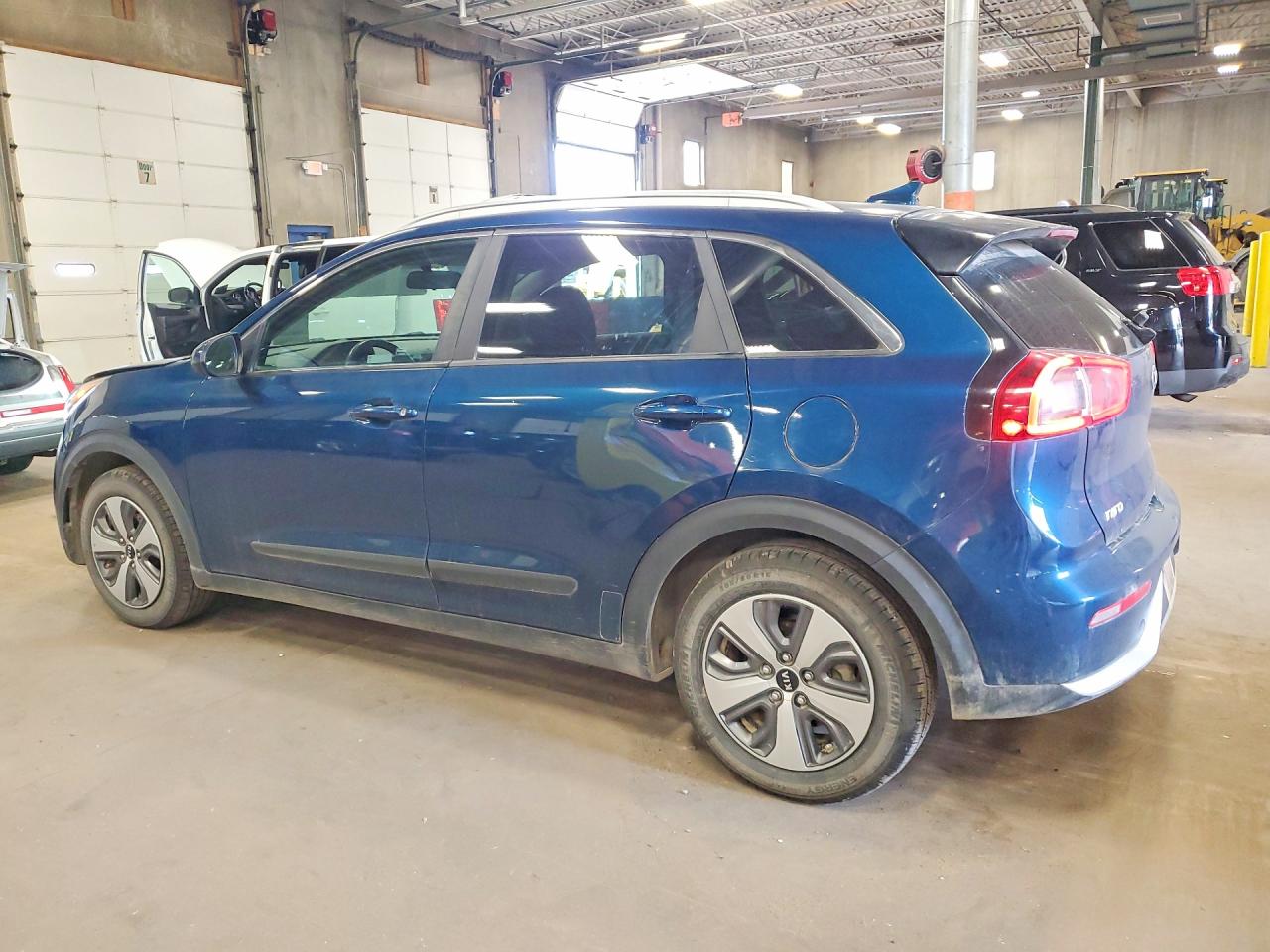 2019 Kia Niro Lx Blue vin: KNDCB3LC2K5252028
