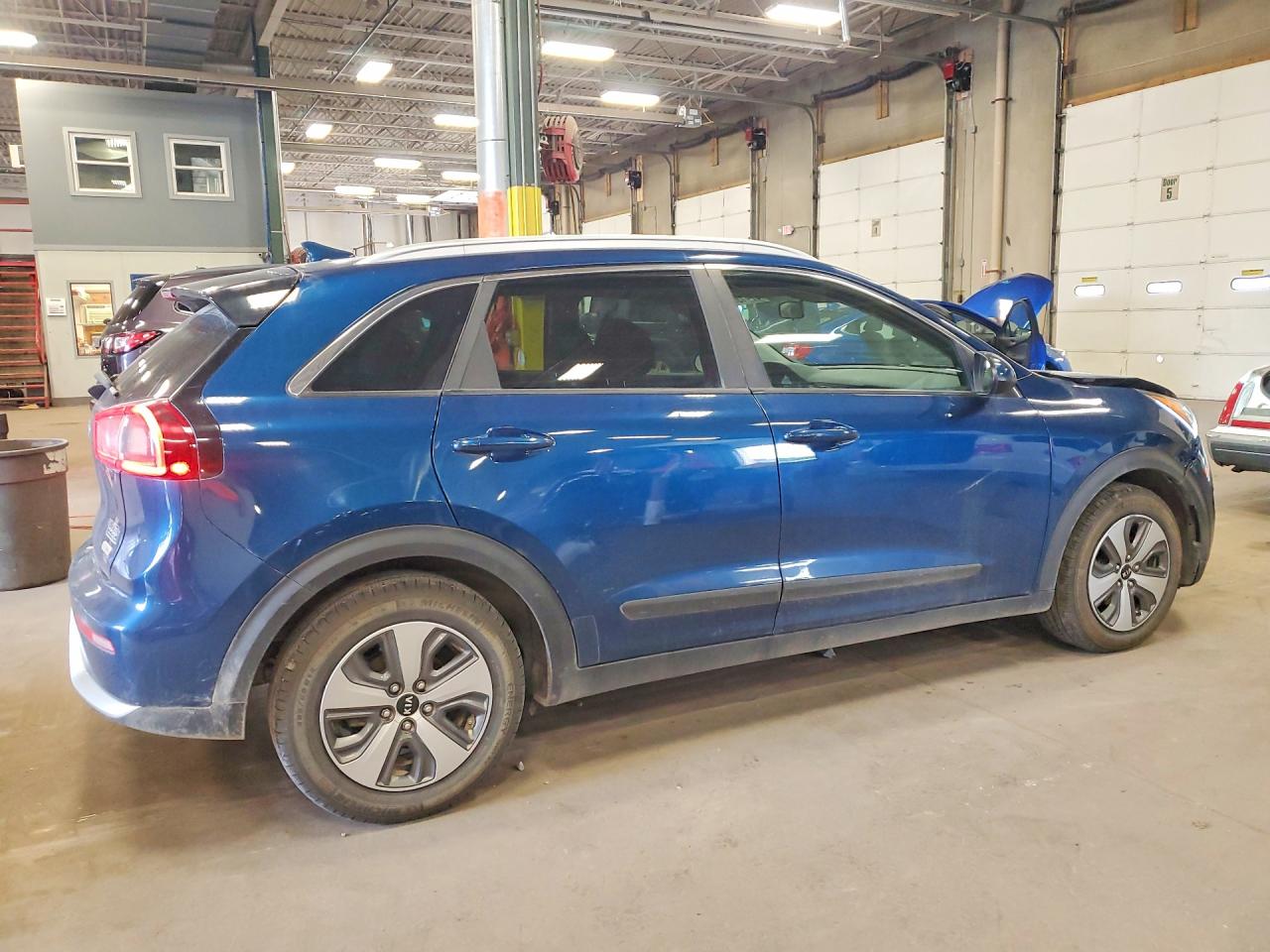 2019 Kia Niro Lx Blue vin: KNDCB3LC2K5252028