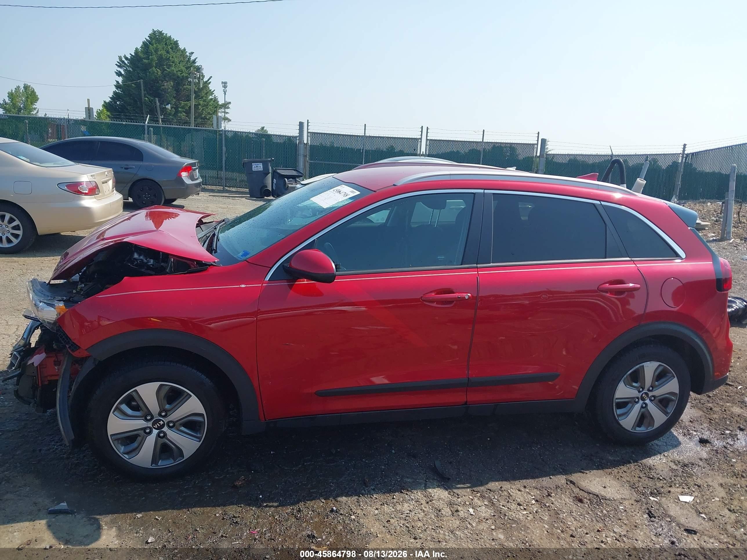 2019 Kia Niro Lx Red vin: KNDCB3LC2K5340089