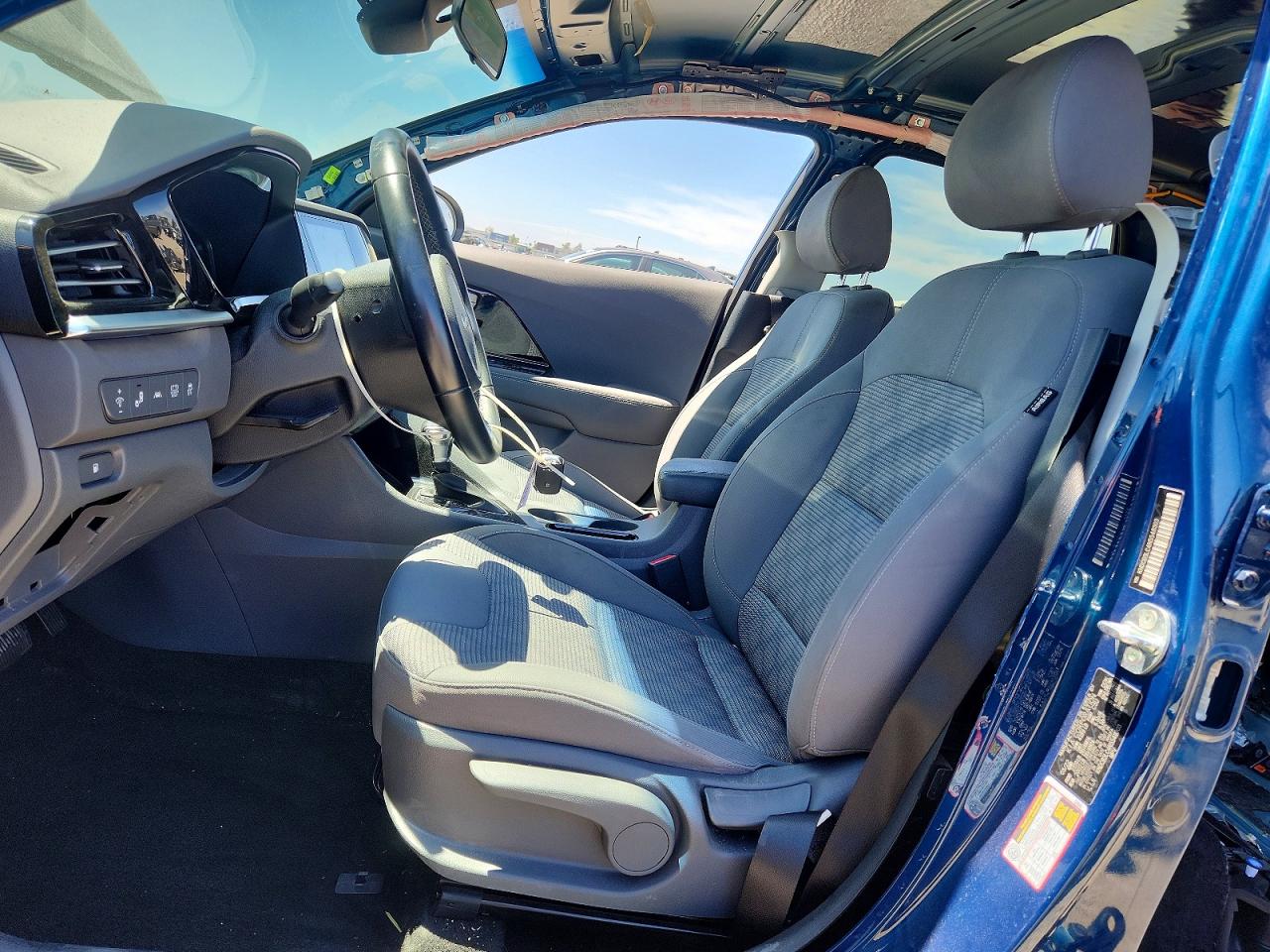 2022 Kia Niro Lxs Blue vin: KNDCB3LC4N5548303
