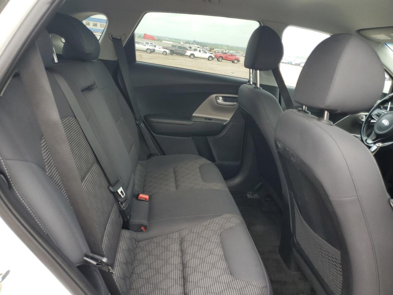 2018 Kia Niro Fe White vin: KNDCB3LC5J5143710