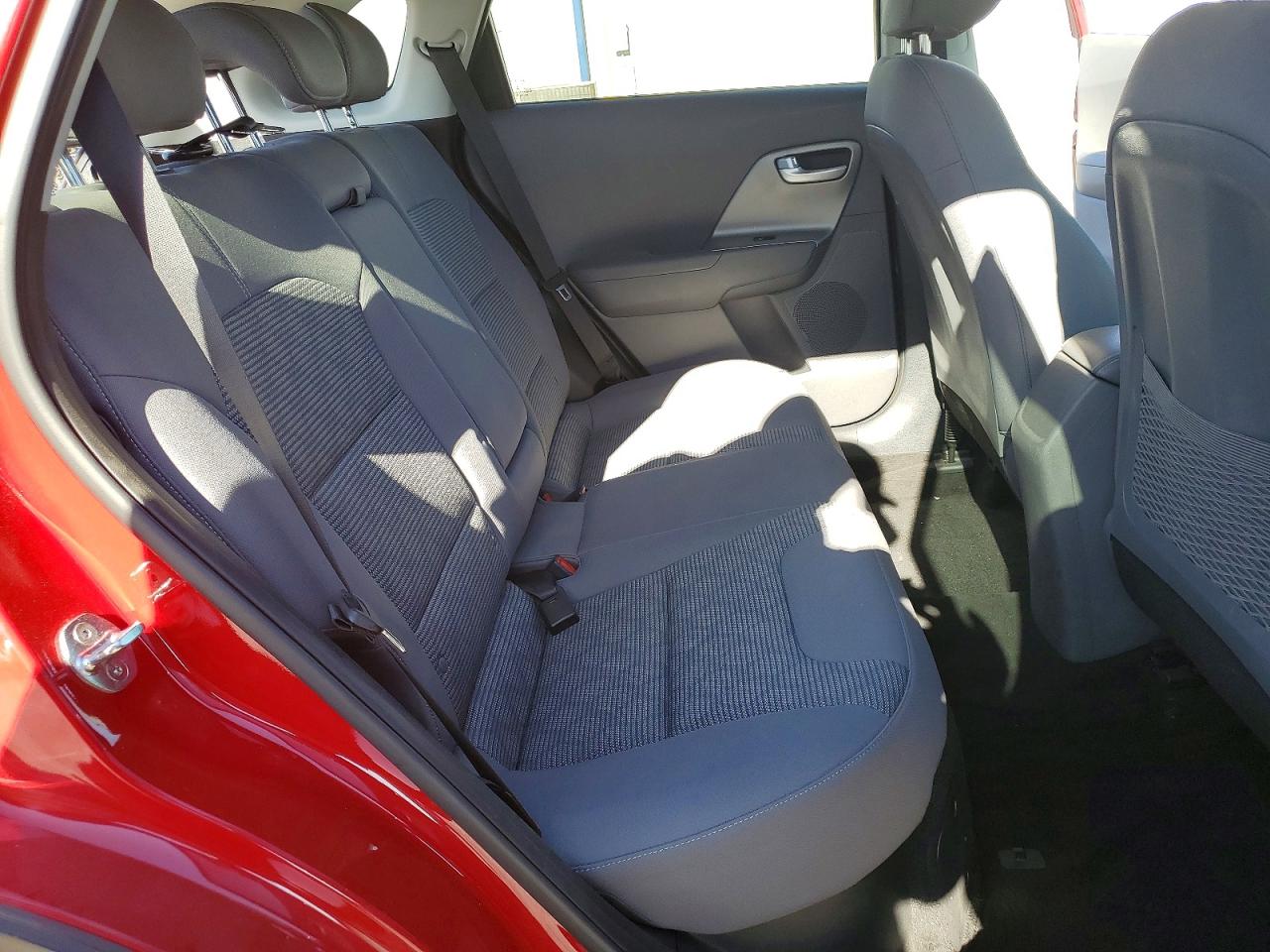 2018 Kia Niro Lx Red vin: KNDCB3LC5J5190137