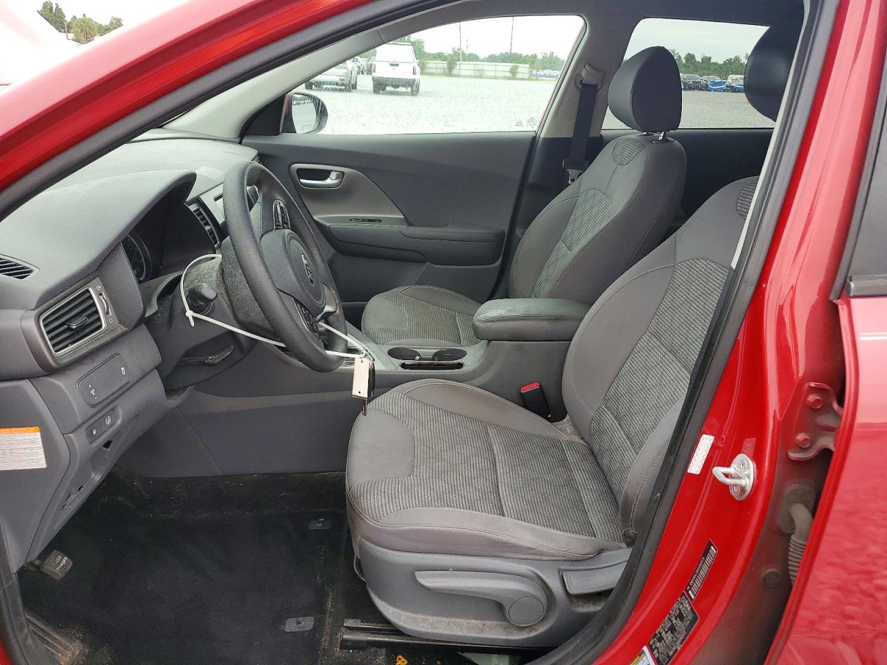 2017 Kia Niro Fe Red vin: KNDCB3LC6H5082071