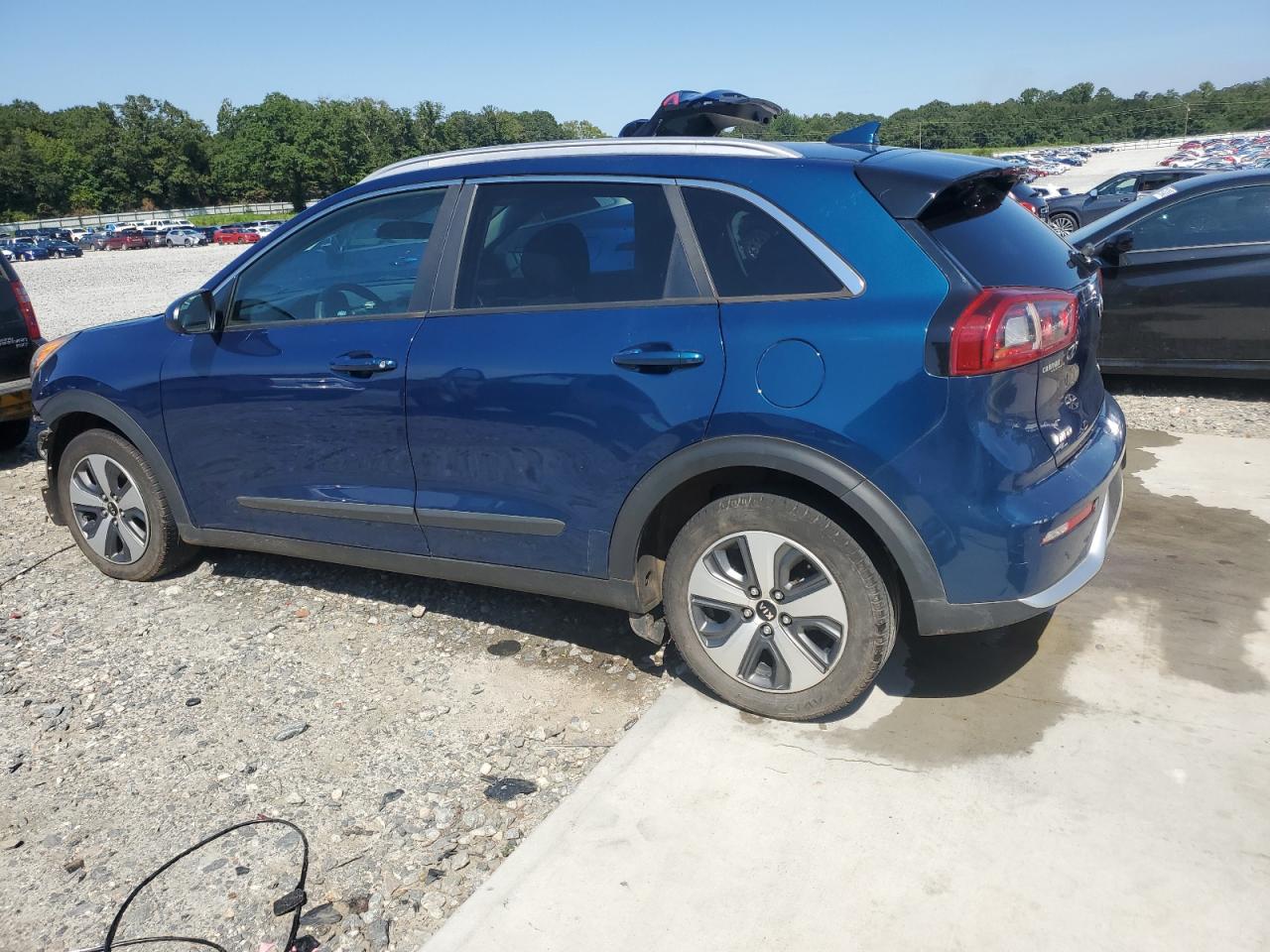 2018 Kia Niro Fe Blue vin: KNDCB3LC7J5125175